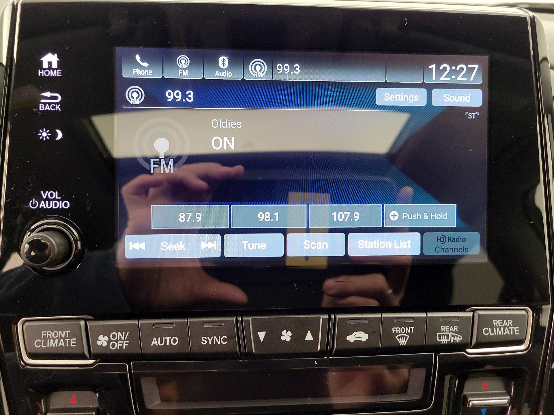 Thumbnail: 2023 Honda Odyssey - 15