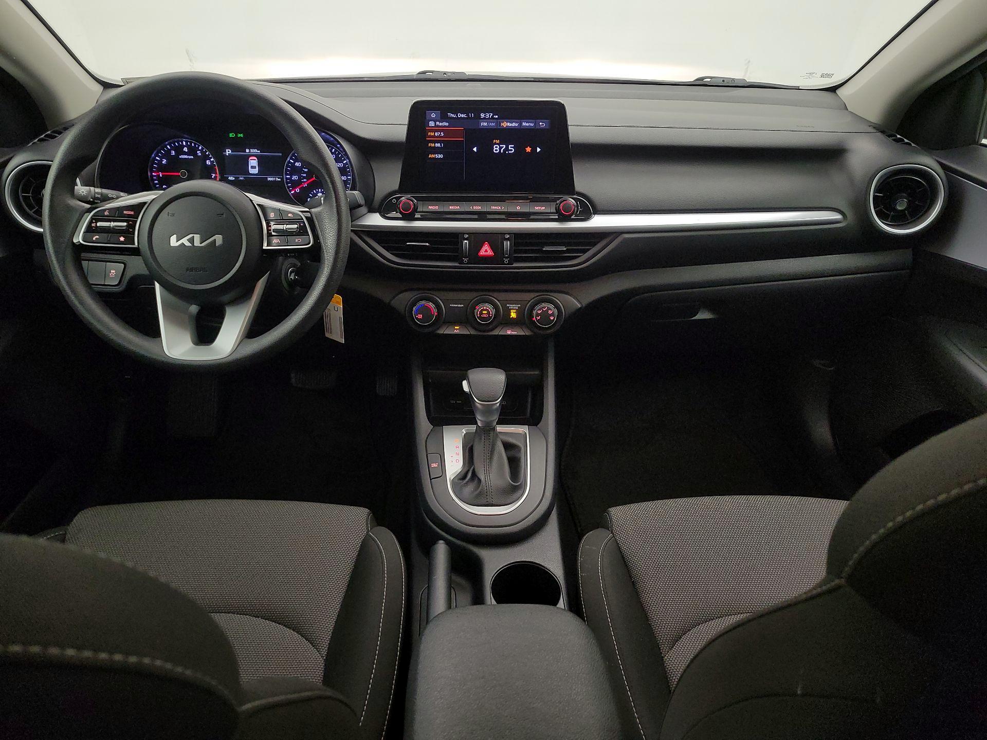 Thumbnail: 2024 Kia Forte - 9