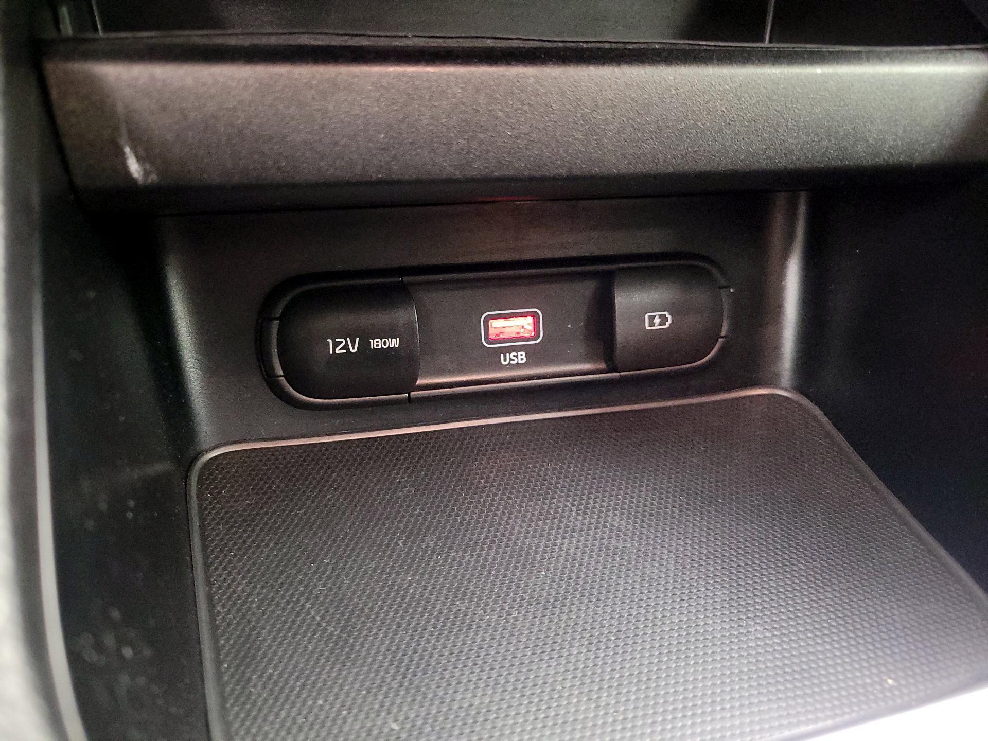 Thumbnail: 2024 Kia Forte - 18