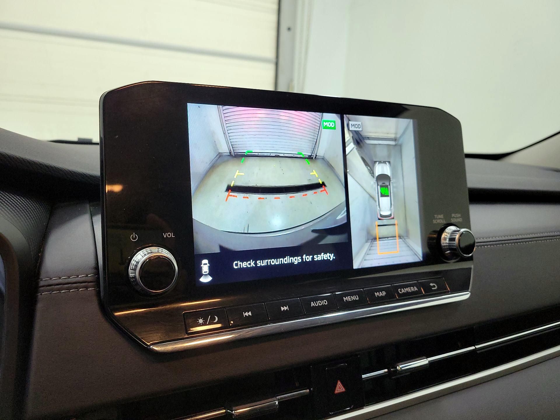 Thumbnail: 2024 Mitsubishi Outlander - 15