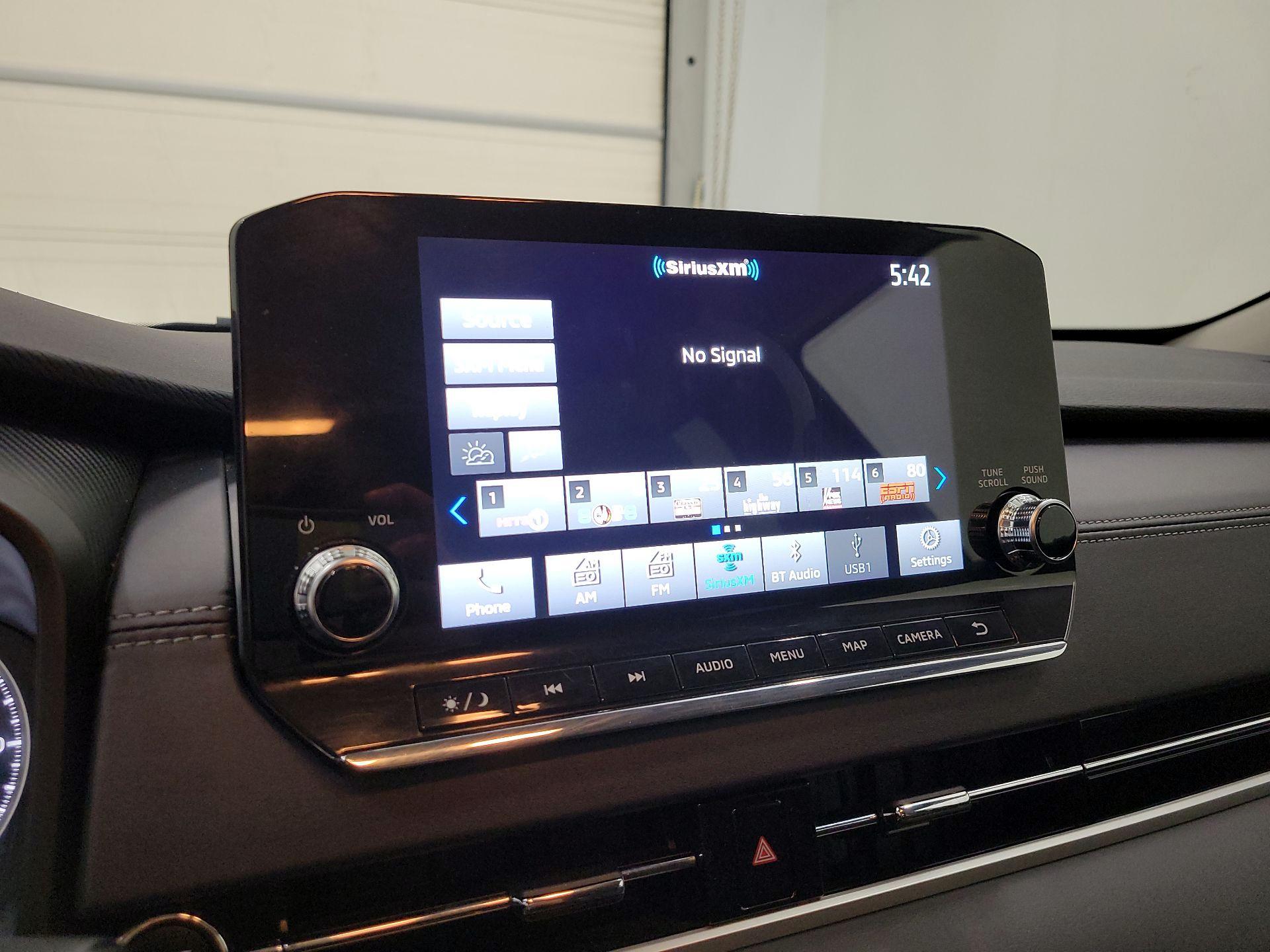 Thumbnail: 2024 Mitsubishi Outlander - 16