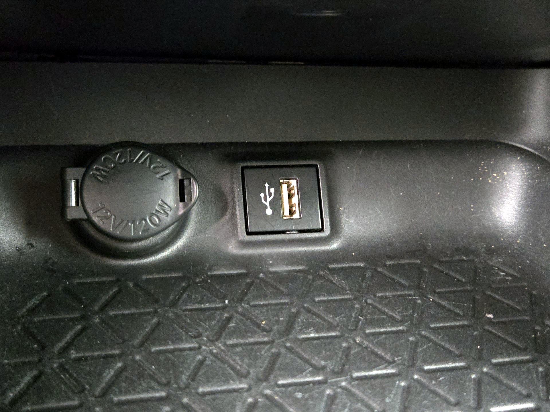 Thumbnail: 2024 Toyota RAV4 - 18