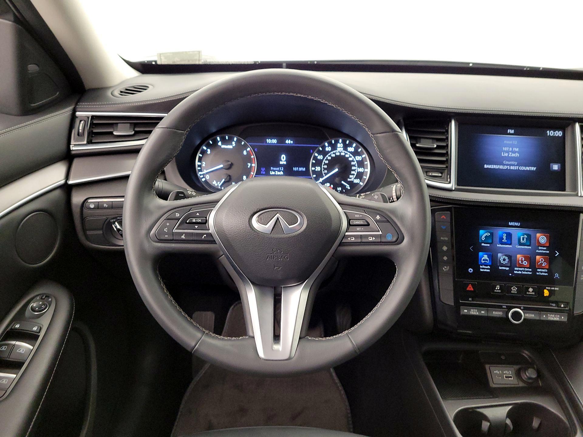 Thumbnail: 2023 INFINITI QX50 - 10