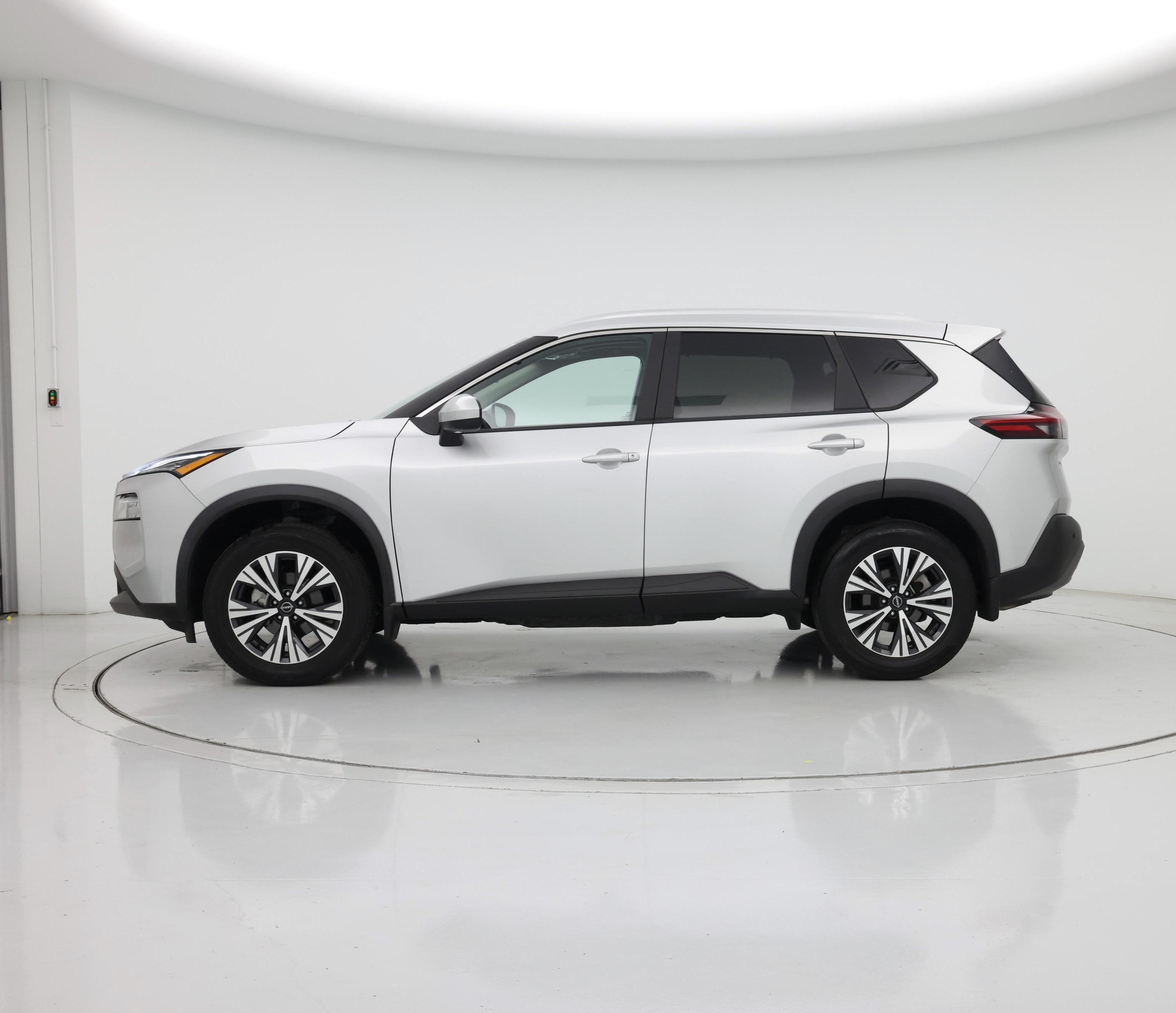 Thumbnail: 2023 Nissan Rogue - 3