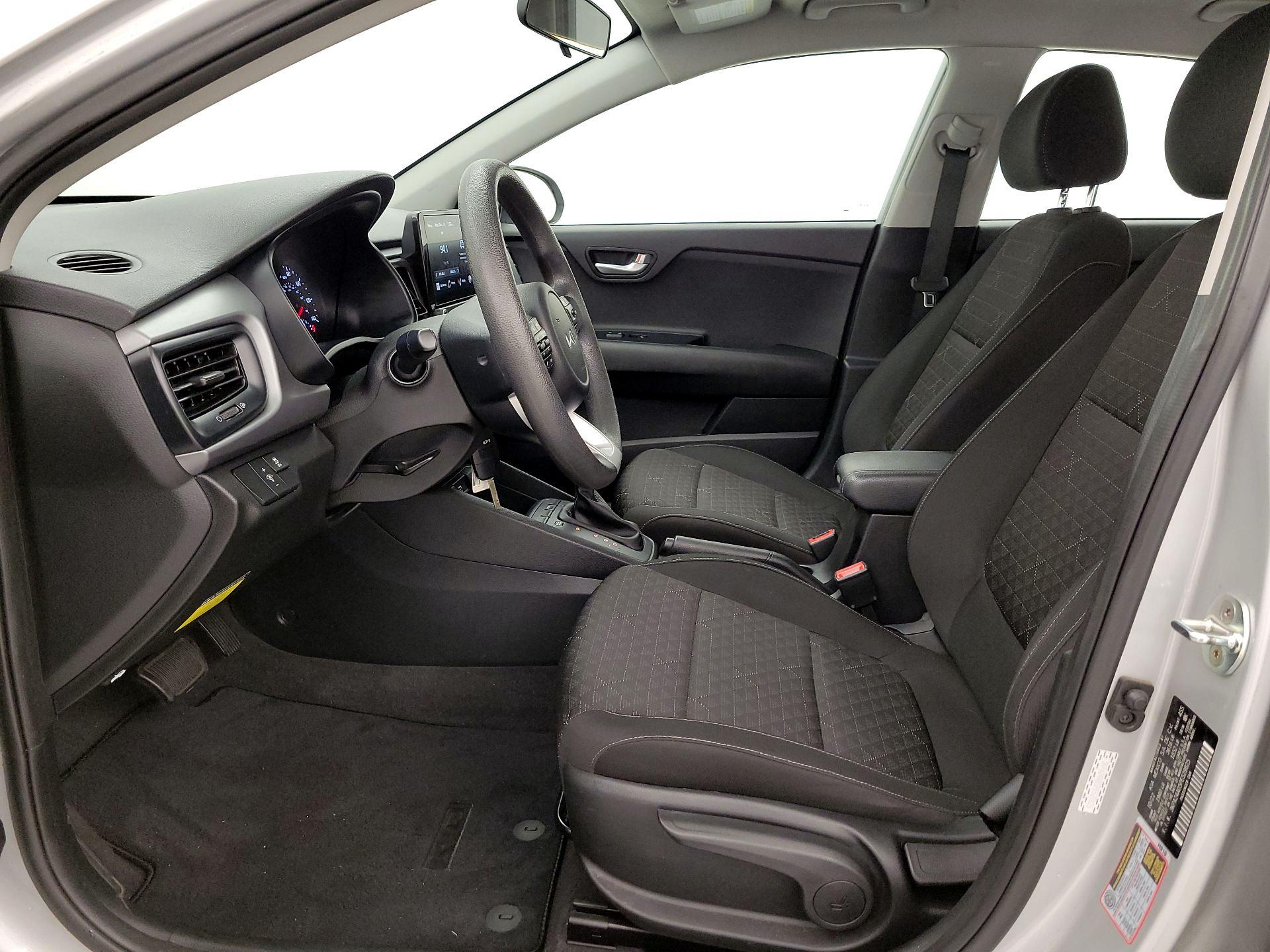 Thumbnail: 2023 Kia Rio - 11