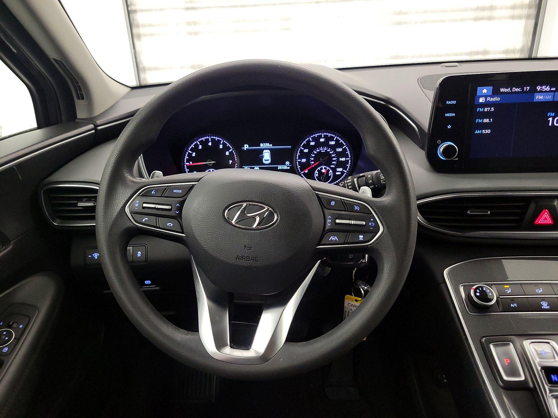 Thumbnail: 2023 Hyundai Santa Fe - 10