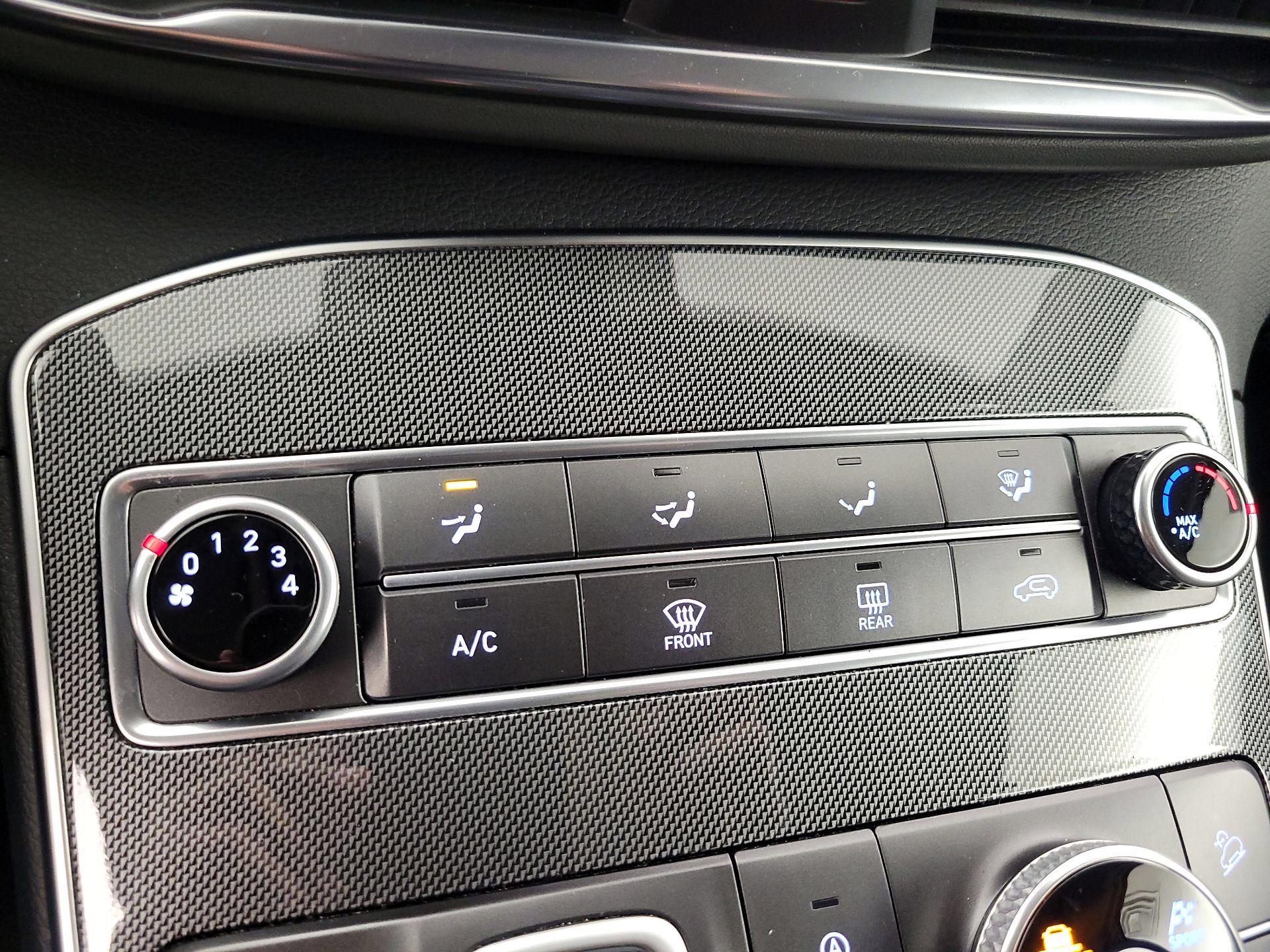 Thumbnail: 2023 Hyundai Santa Fe - 16