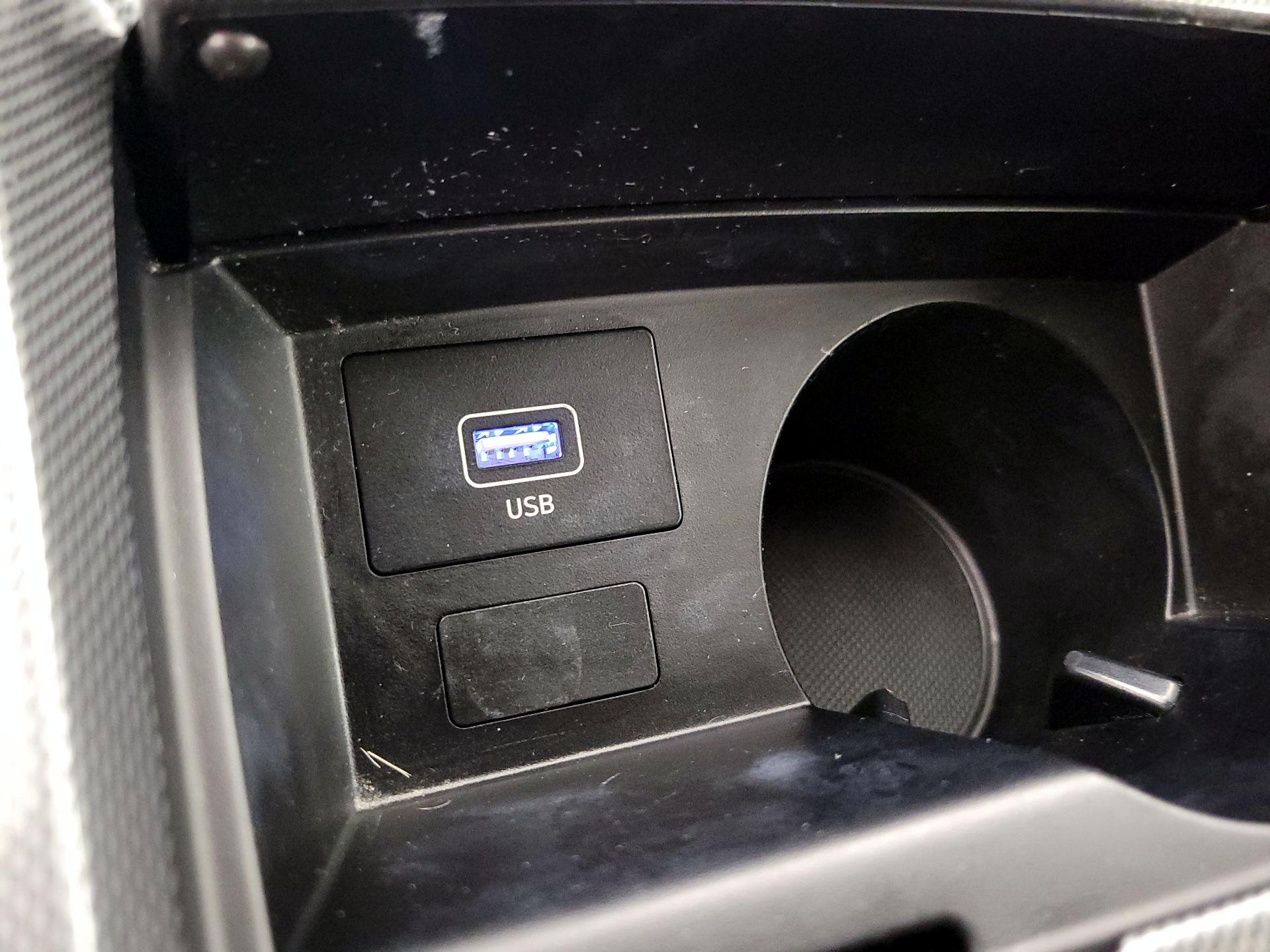 Thumbnail: 2023 Hyundai Santa Fe - 18