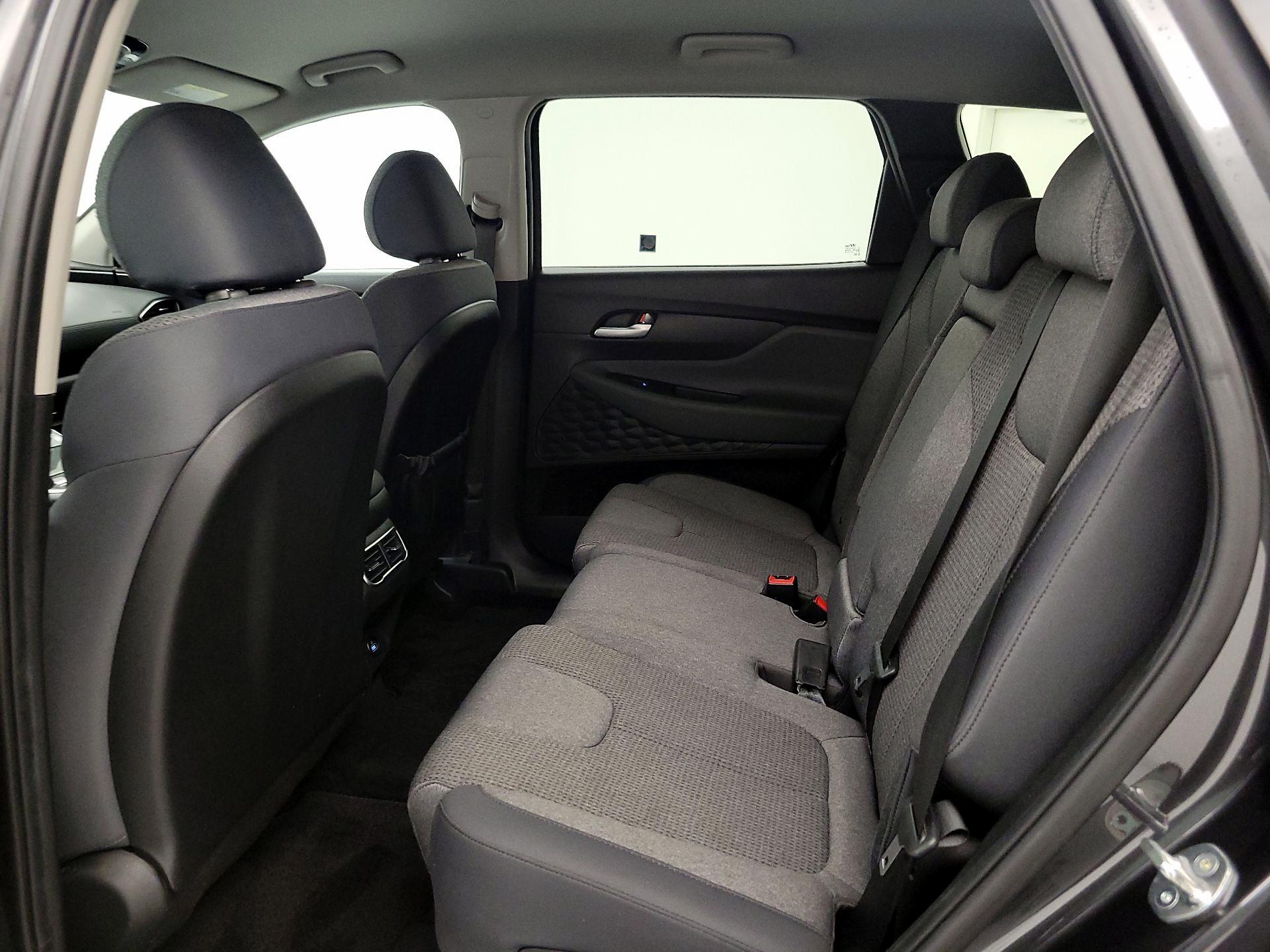 Thumbnail: 2023 Hyundai Santa Fe - 19