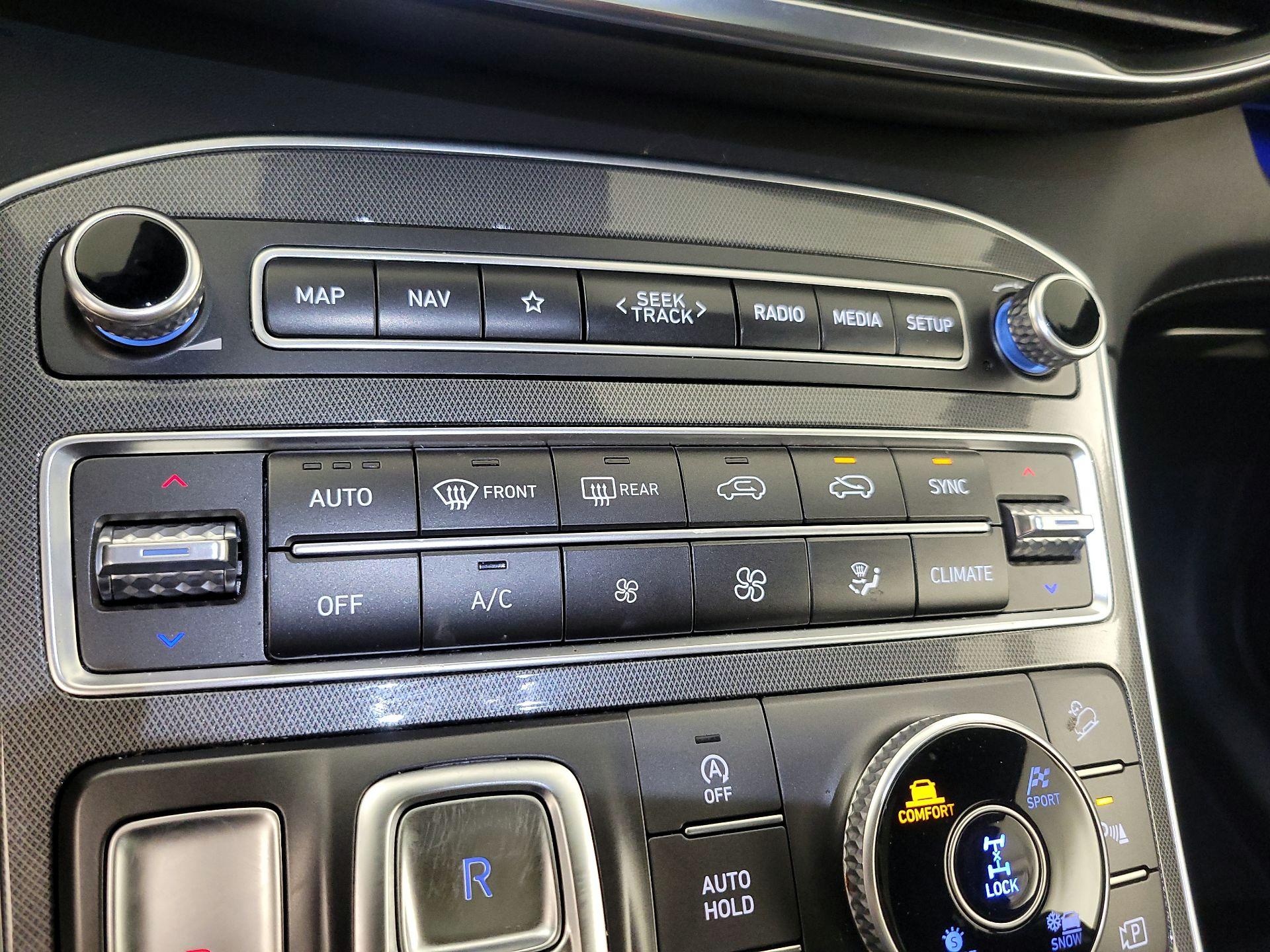 Thumbnail: 2023 Hyundai Santa Fe - 17