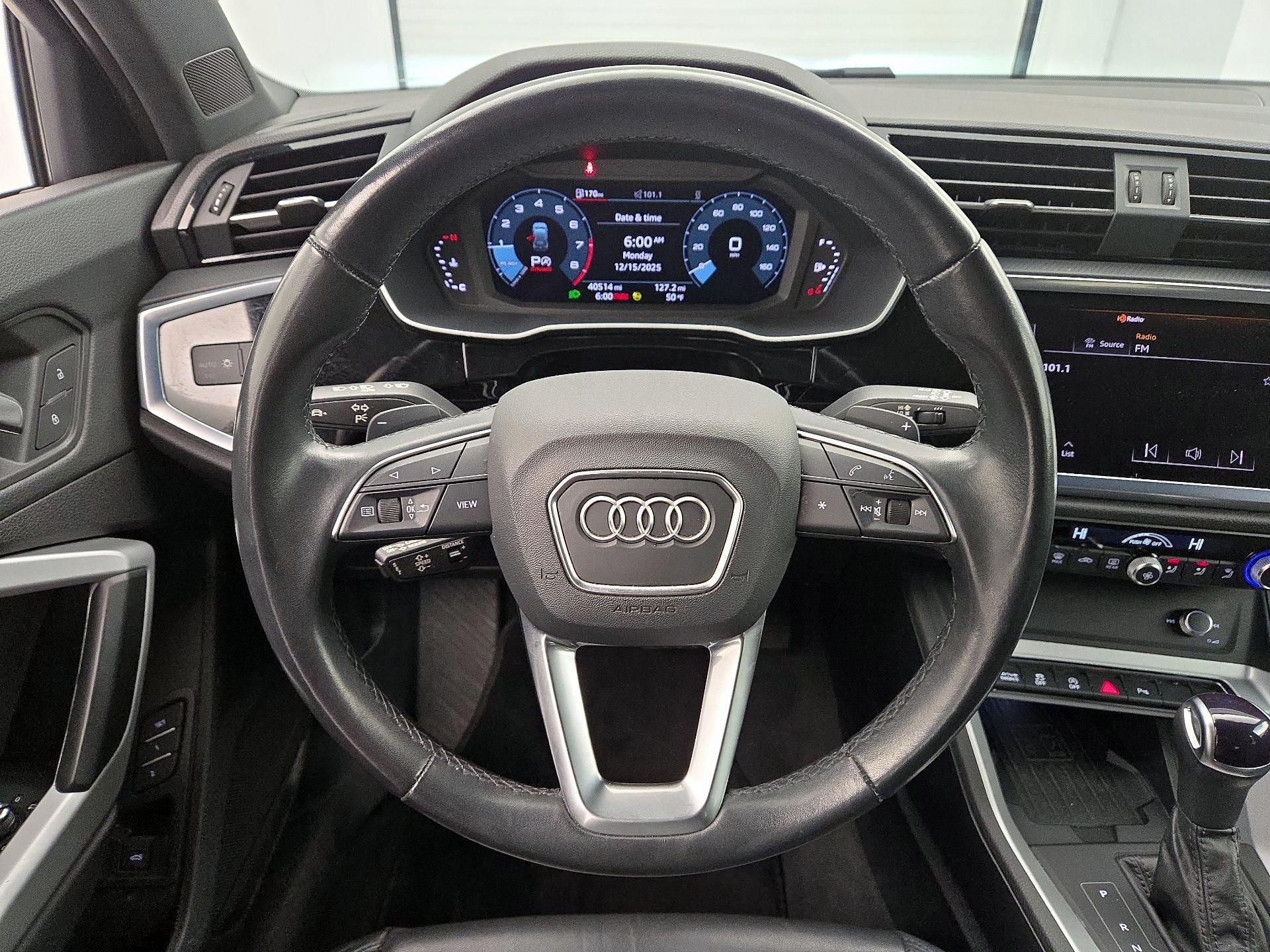 Thumbnail: 2024 Audi Q3 - 10