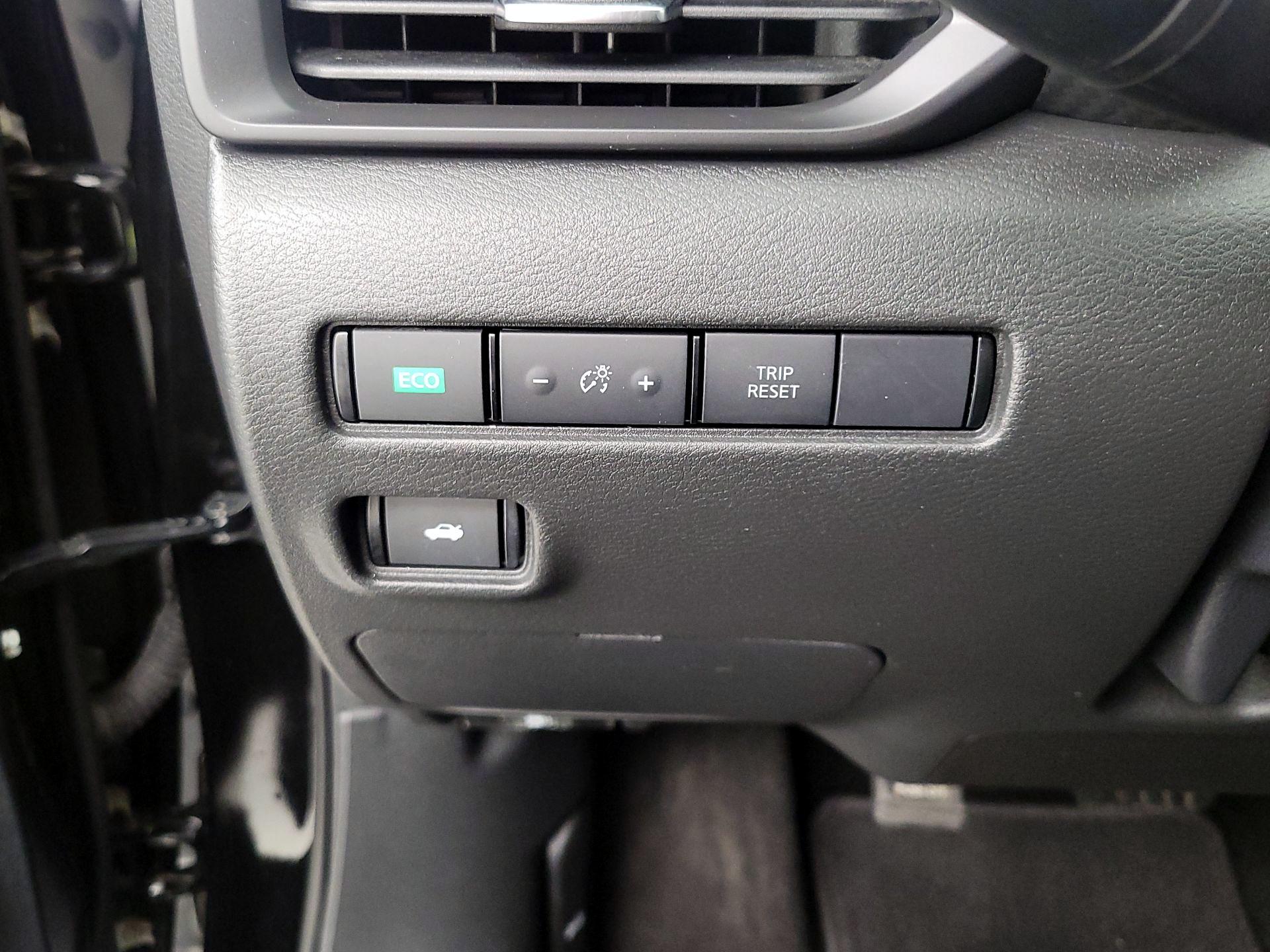 Thumbnail: 2021 Nissan Sentra - 13