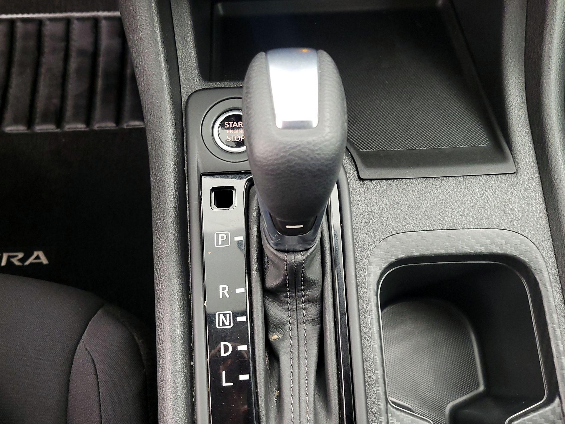 Thumbnail: 2021 Nissan Sentra - 17