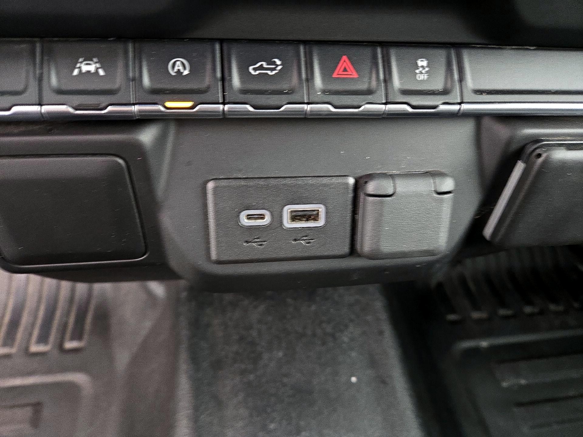 Thumbnail: 2022 Chevrolet Silverado 1500 - 18