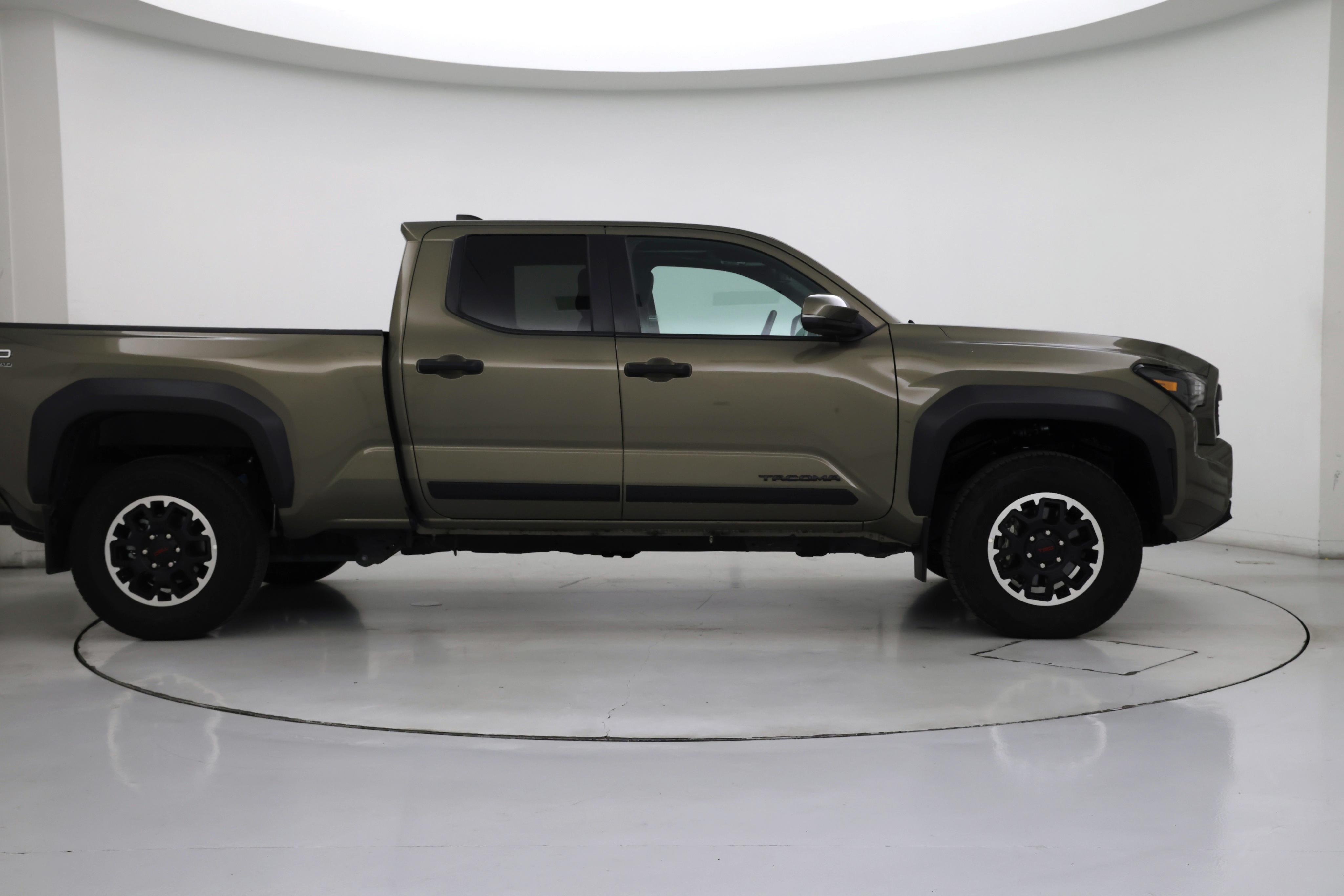 Thumbnail: 2024 Toyota Tacoma - 7