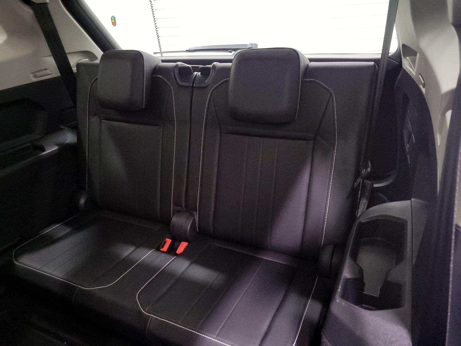 Thumbnail: 2023 Volkswagen Tiguan - 20