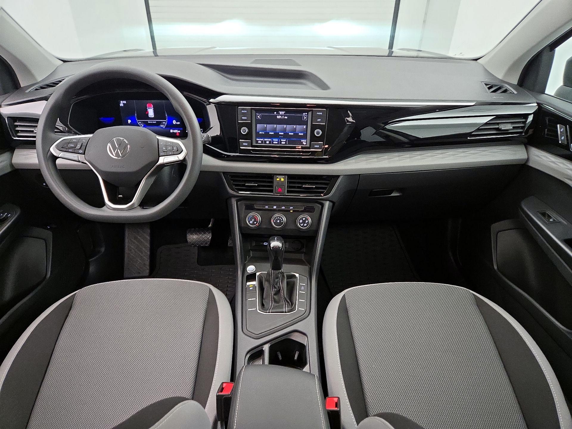 Thumbnail: 2022 Volkswagen Taos - 9