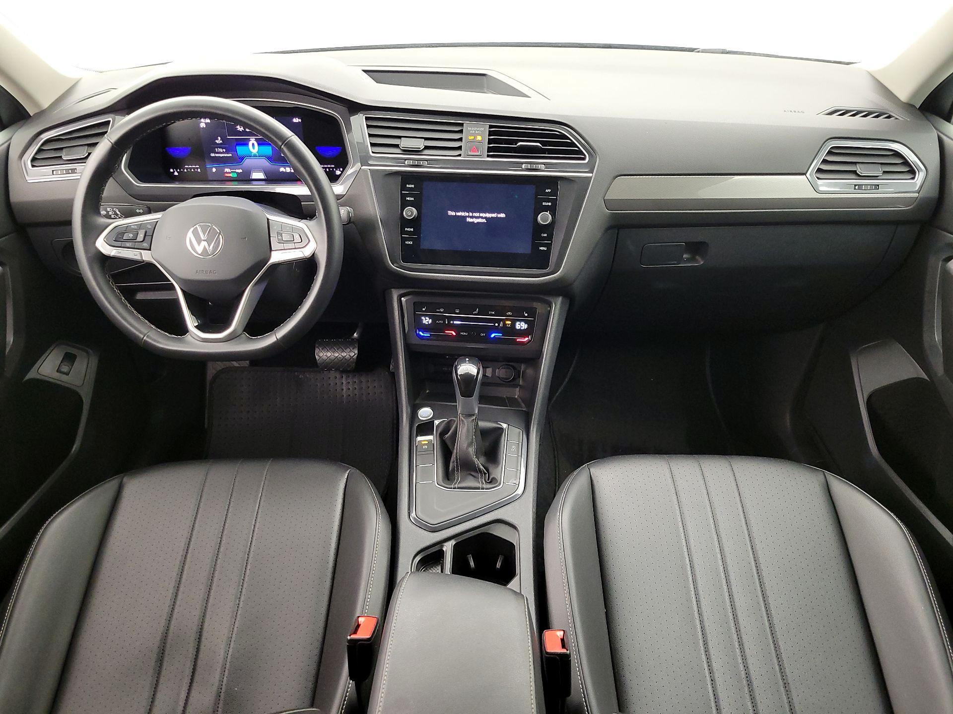 Thumbnail: 2024 Volkswagen Tiguan - 9