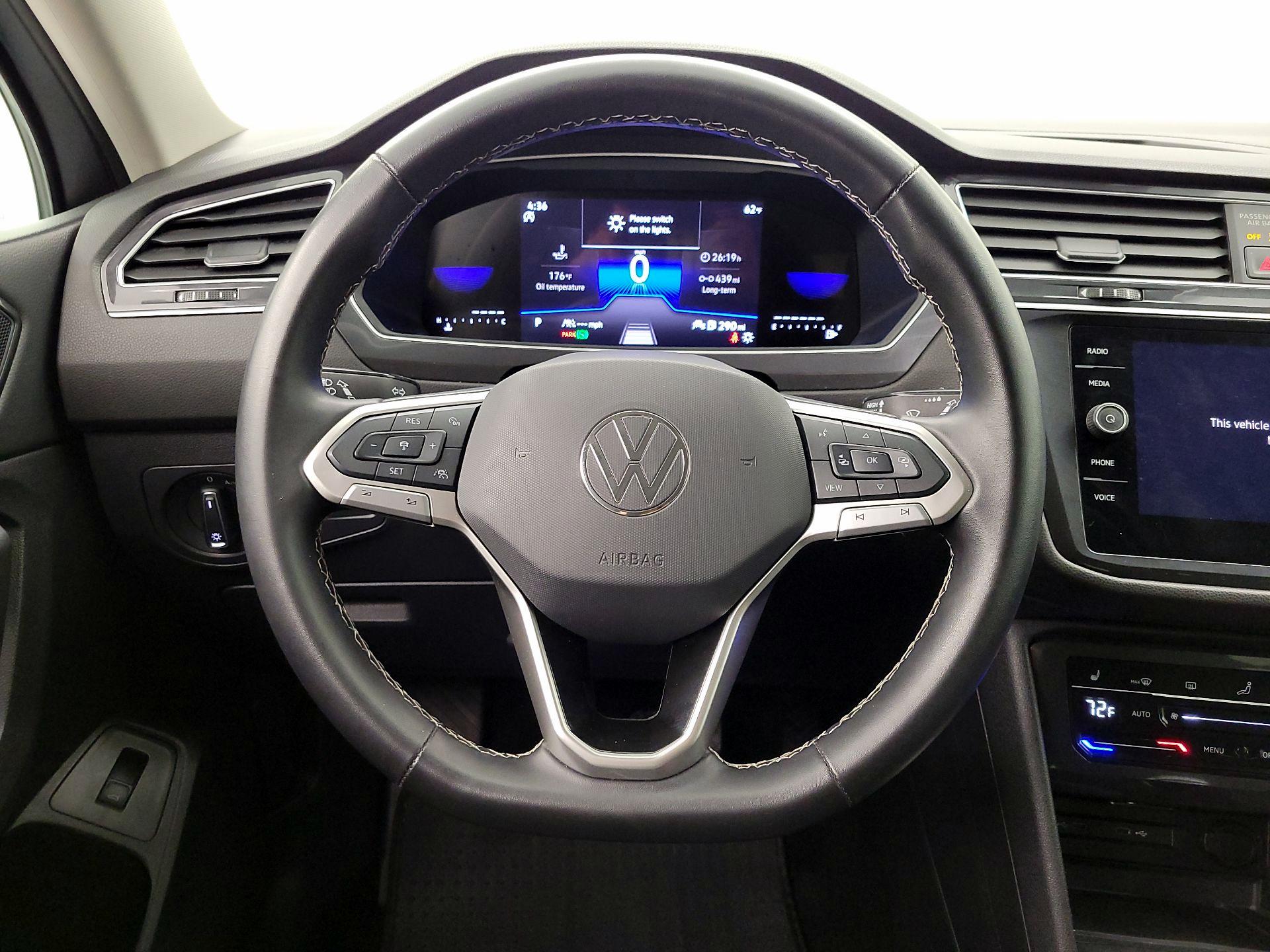 Thumbnail: 2024 Volkswagen Tiguan - 10