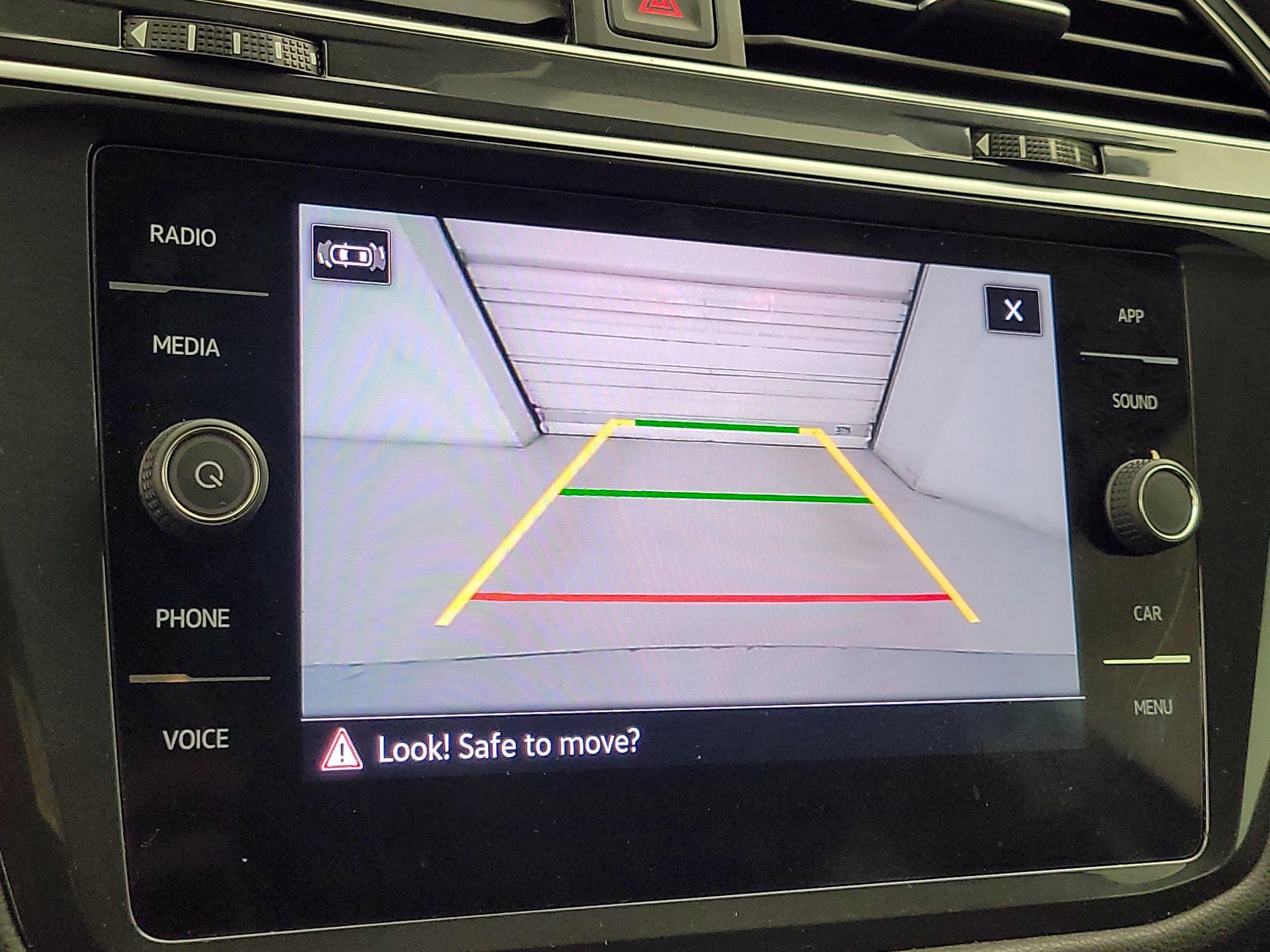 Thumbnail: 2024 Volkswagen Tiguan - 14