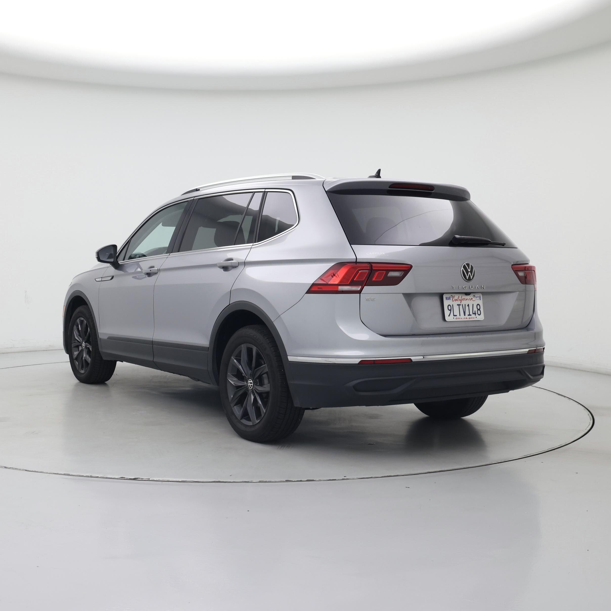 Thumbnail: 2024 Volkswagen Tiguan - 2