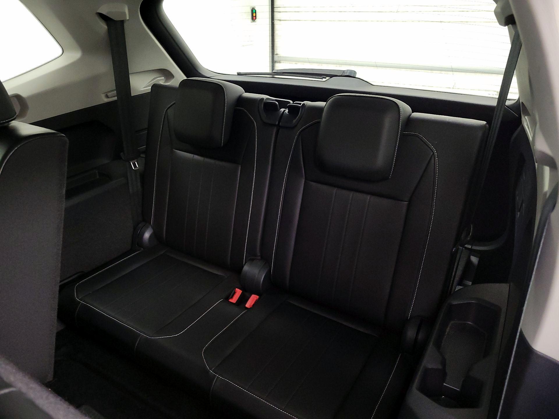 Thumbnail: 2024 Volkswagen Tiguan - 20