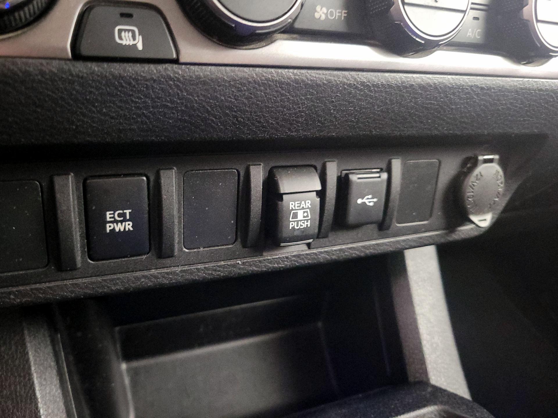 Thumbnail: 2023 Toyota Tacoma - 18