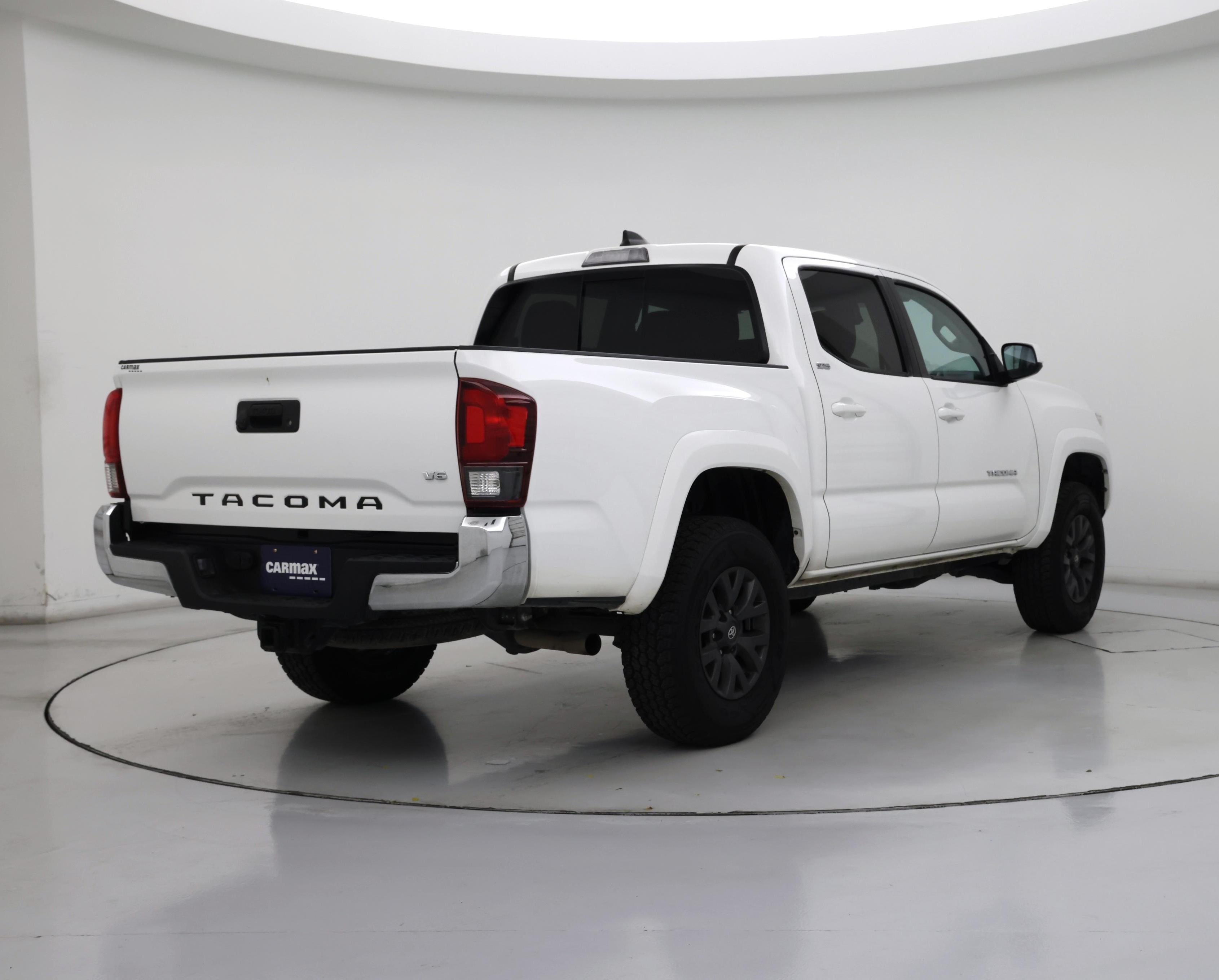 Thumbnail: 2023 Toyota Tacoma - 8