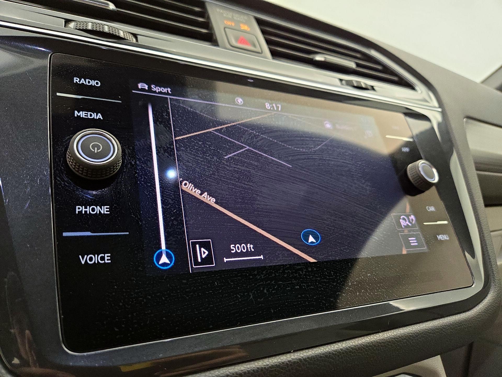 Thumbnail: 2022 Volkswagen Tiguan - 14