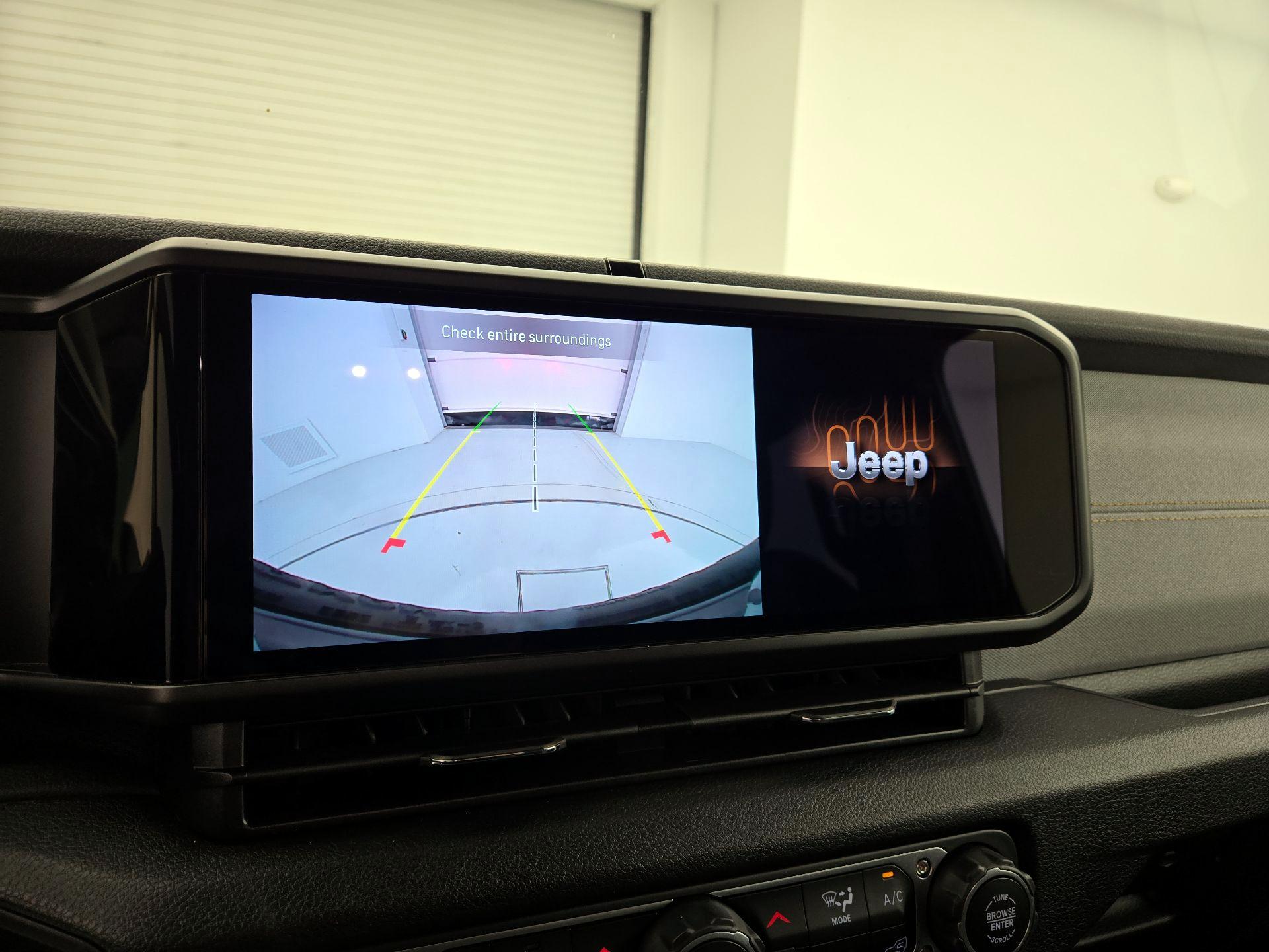 Thumbnail: 2025 Jeep Wrangler - 14