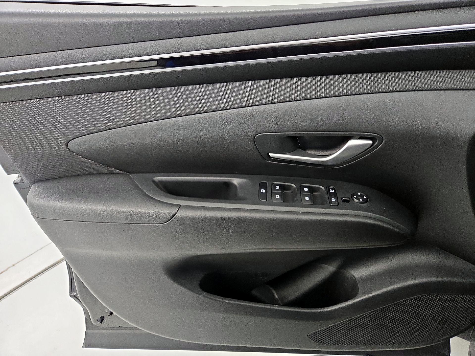 Thumbnail: 2023 Hyundai Tucson - 12