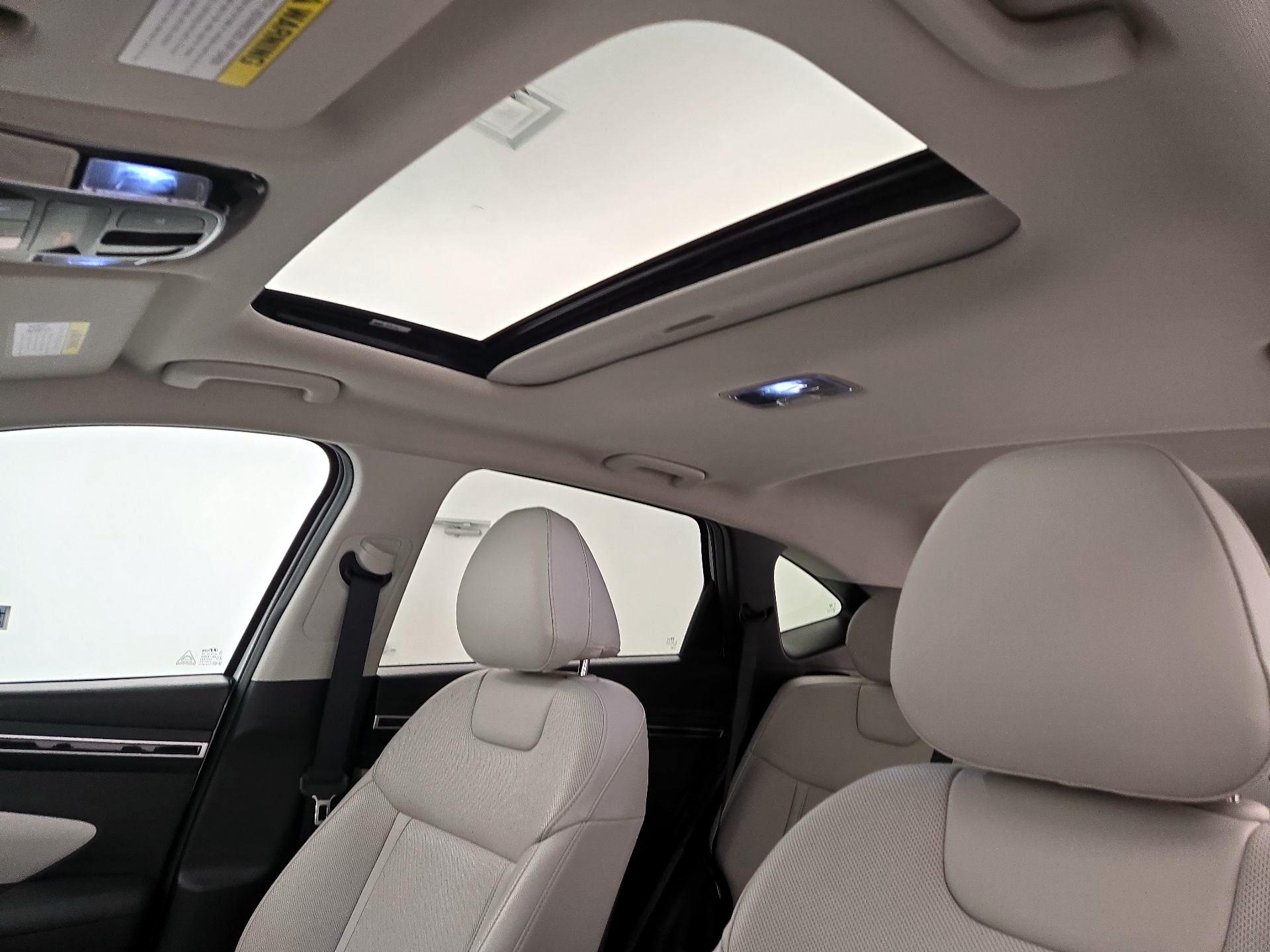 Thumbnail: 2023 Hyundai Tucson - 19