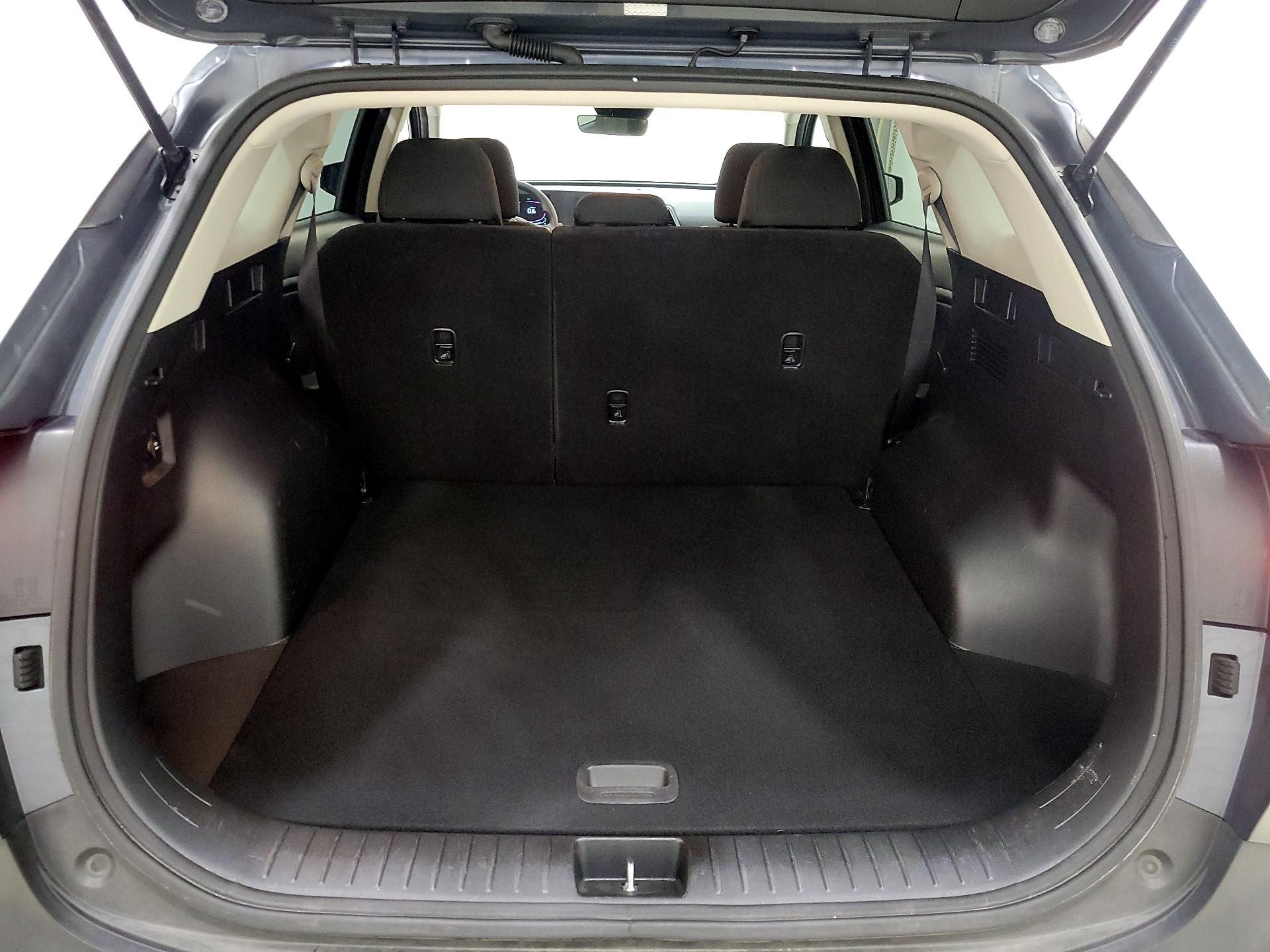 Thumbnail: 2023 Kia Sportage - 20