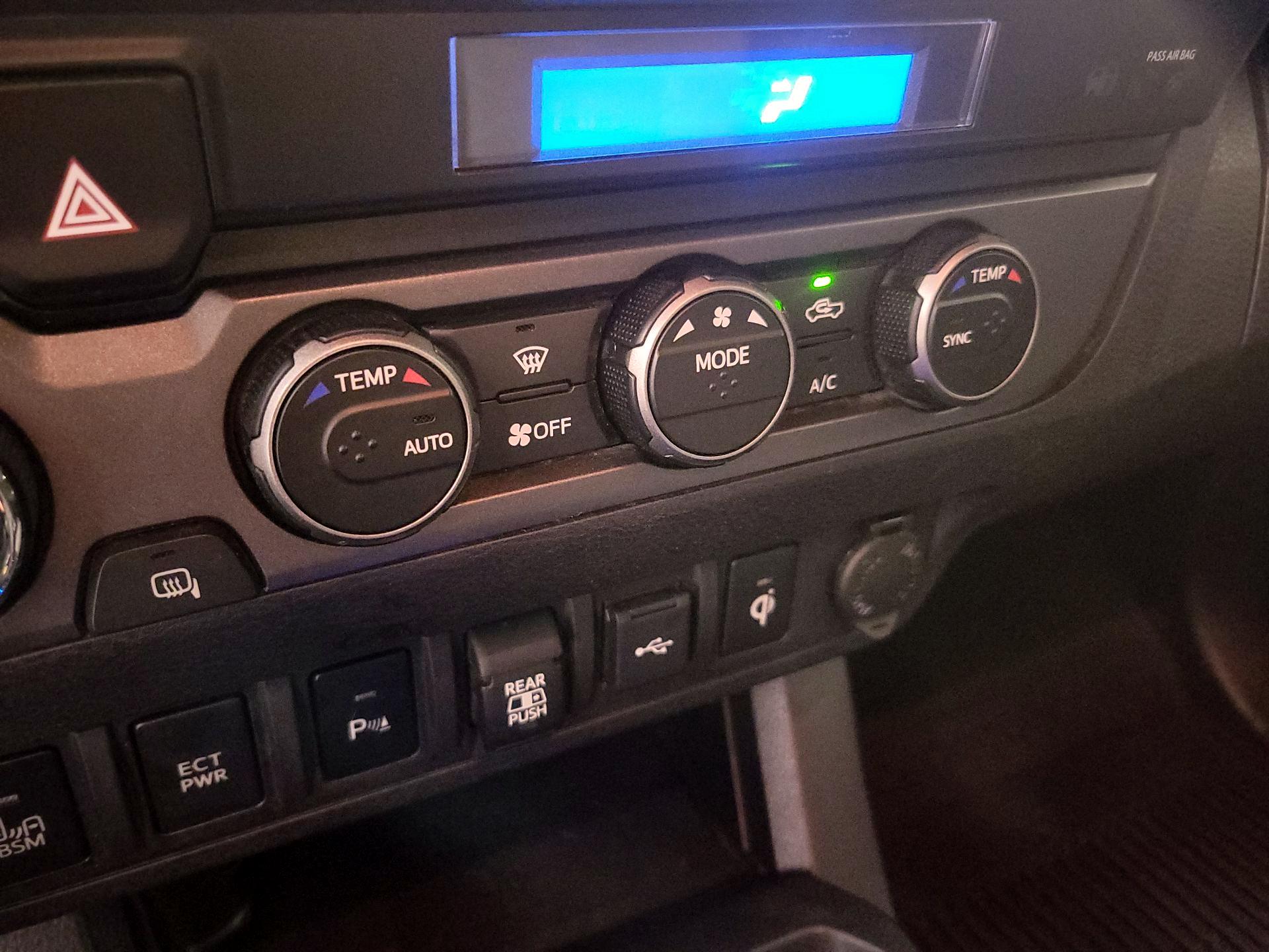 Thumbnail: 2021 Toyota Tacoma - 16