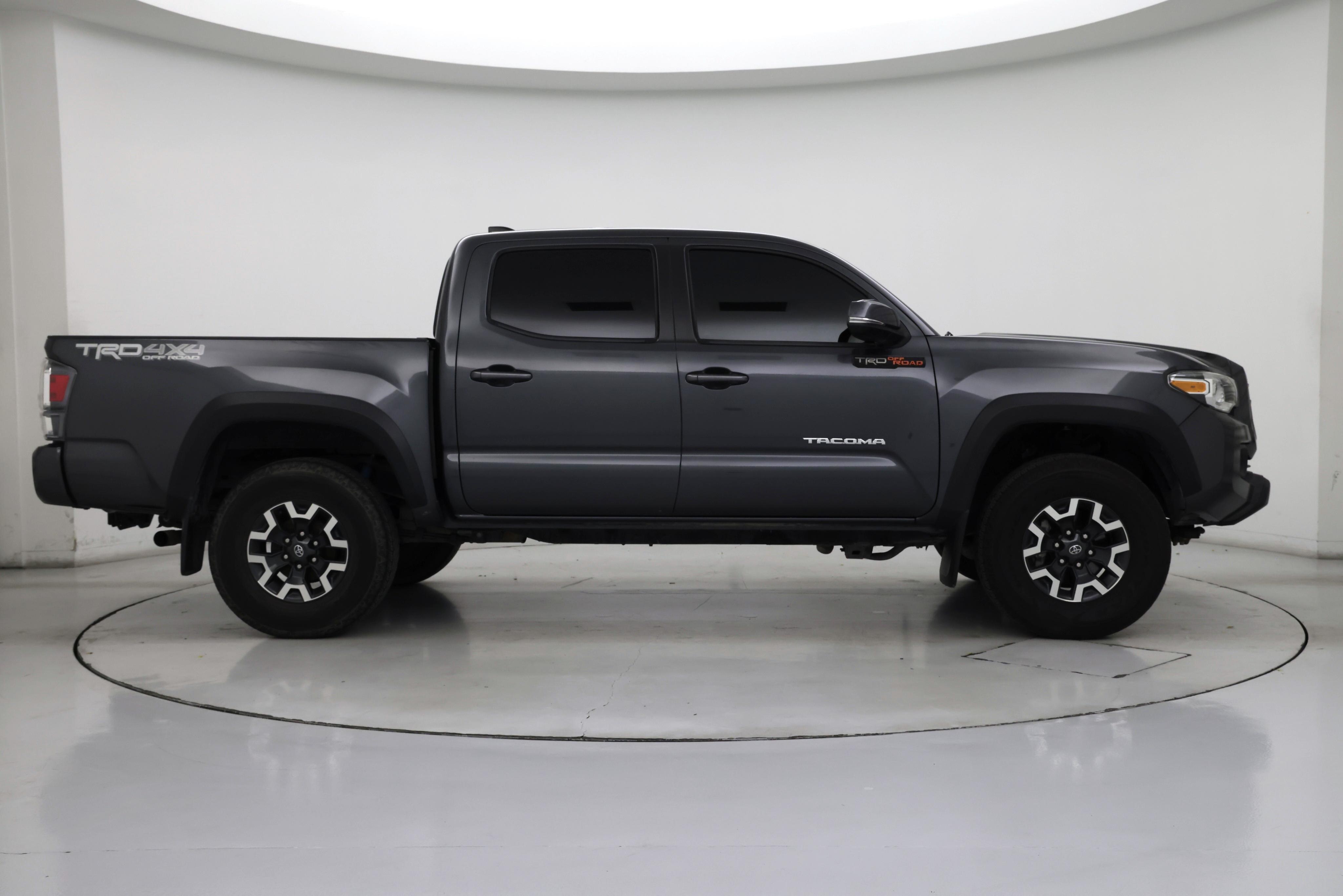 Thumbnail: 2021 Toyota Tacoma - 7