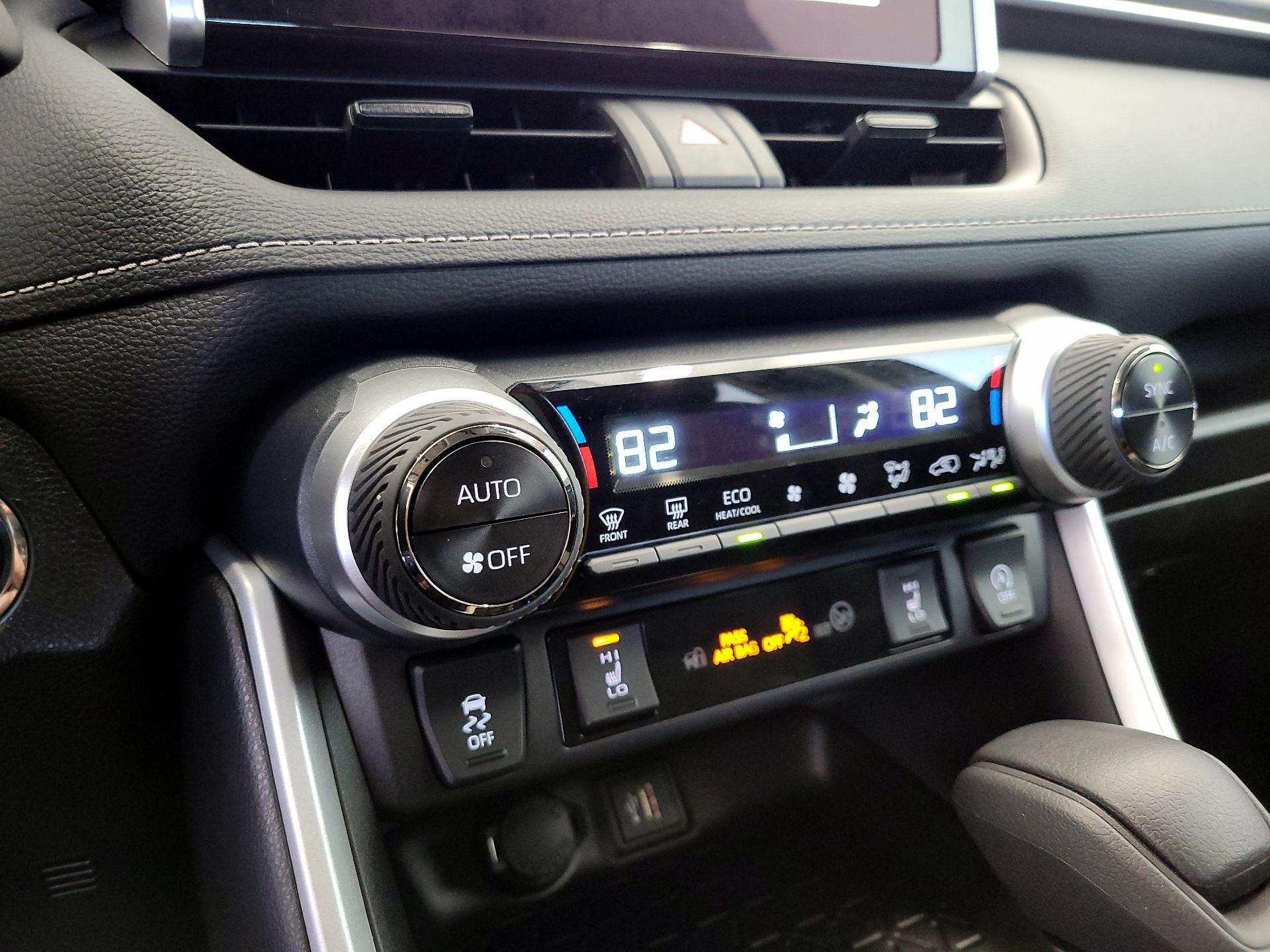 Thumbnail: 2024 Toyota RAV4 - 16