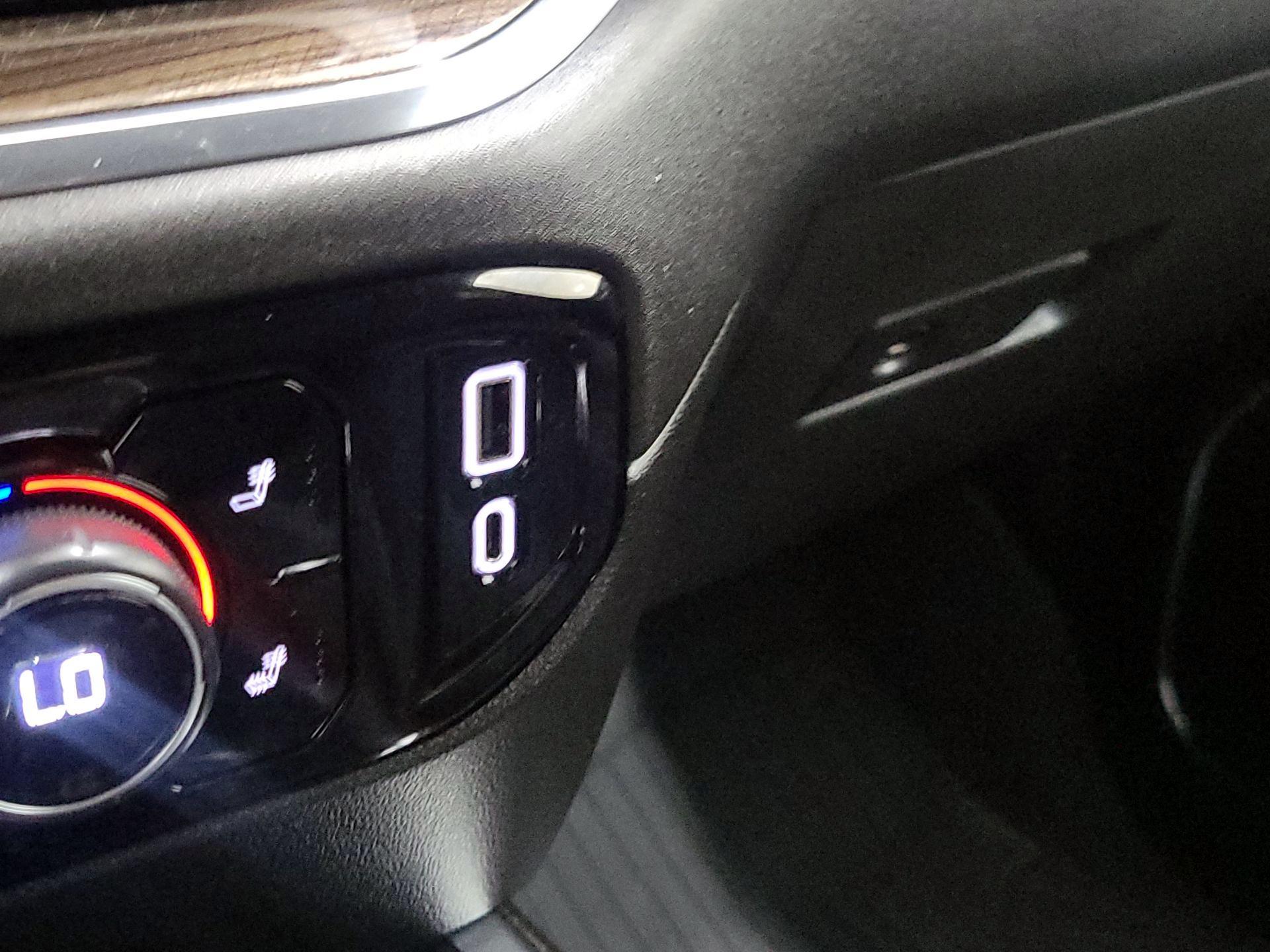 Thumbnail: 2023 Chevrolet Silverado 1500 - 18