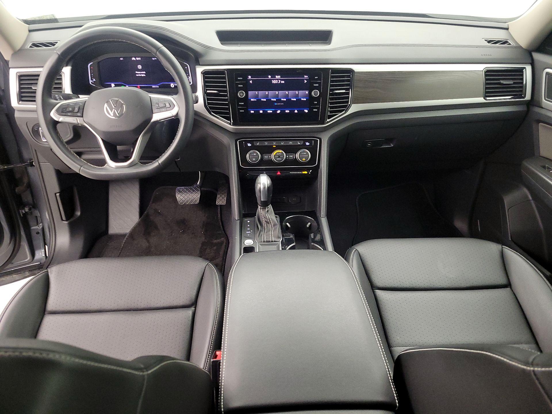 Thumbnail: 2023 Volkswagen Atlas - 9