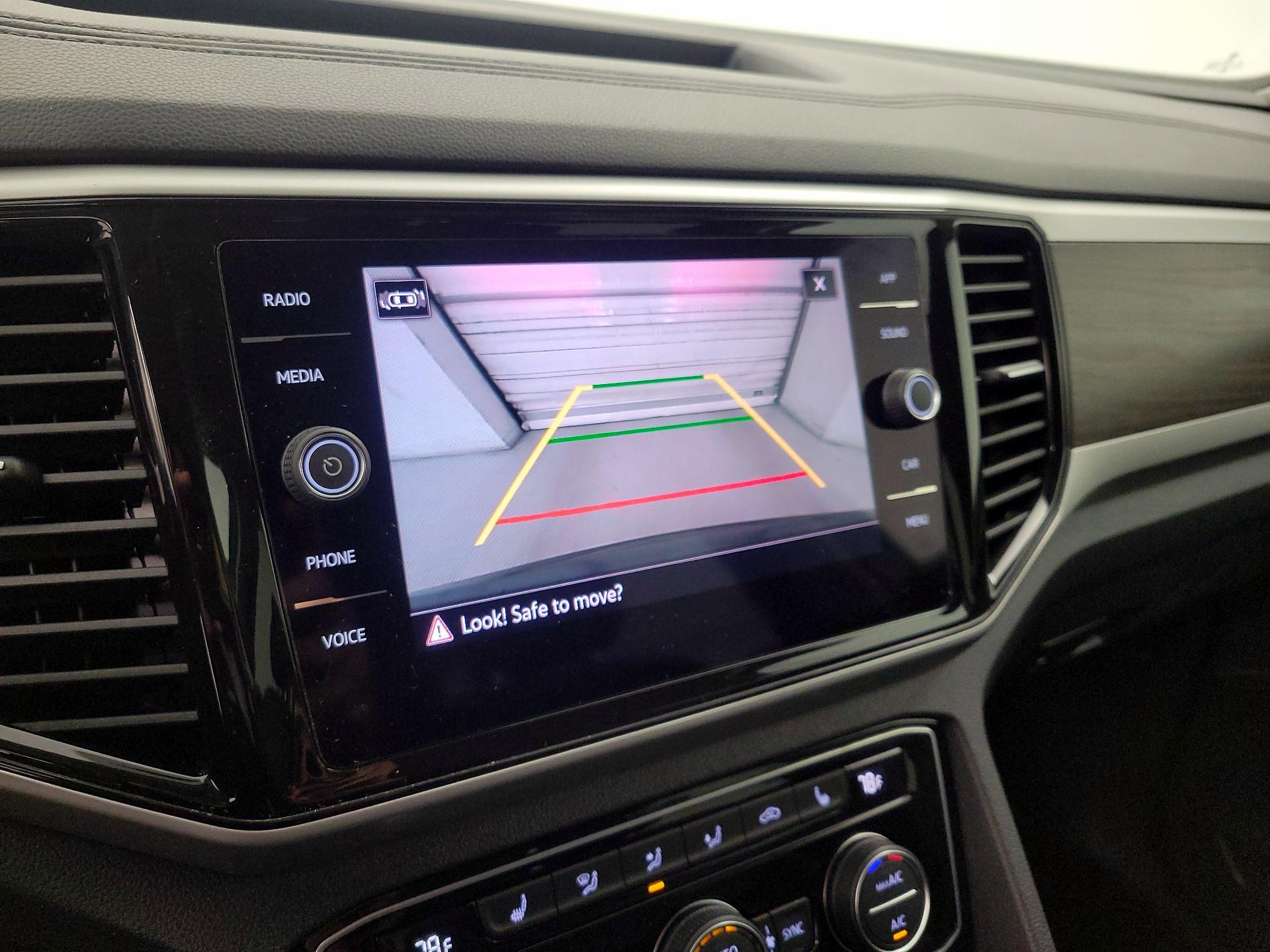 Thumbnail: 2023 Volkswagen Atlas - 14