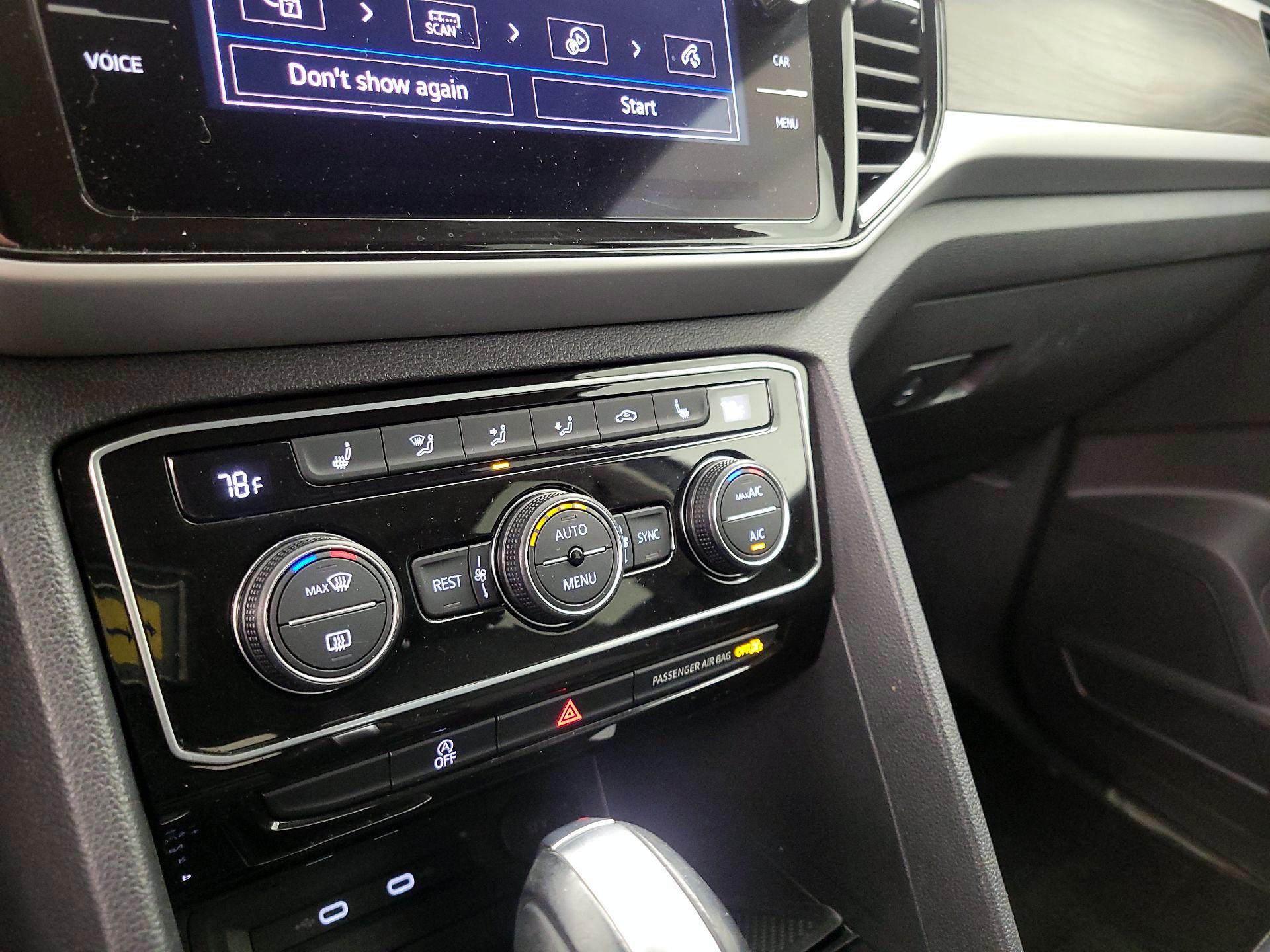 Thumbnail: 2023 Volkswagen Atlas - 16