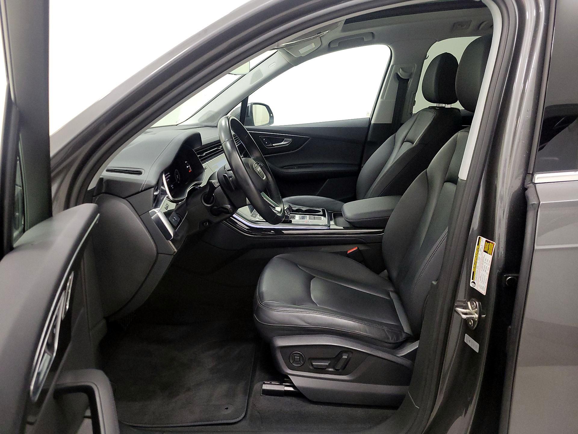 Thumbnail: 2023 Audi Q7 - 11