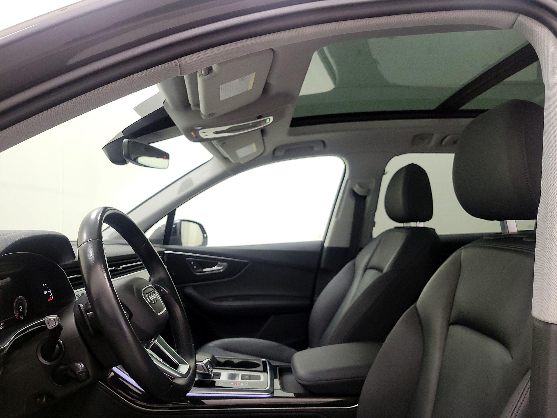 Thumbnail: 2023 Audi Q7 - 20