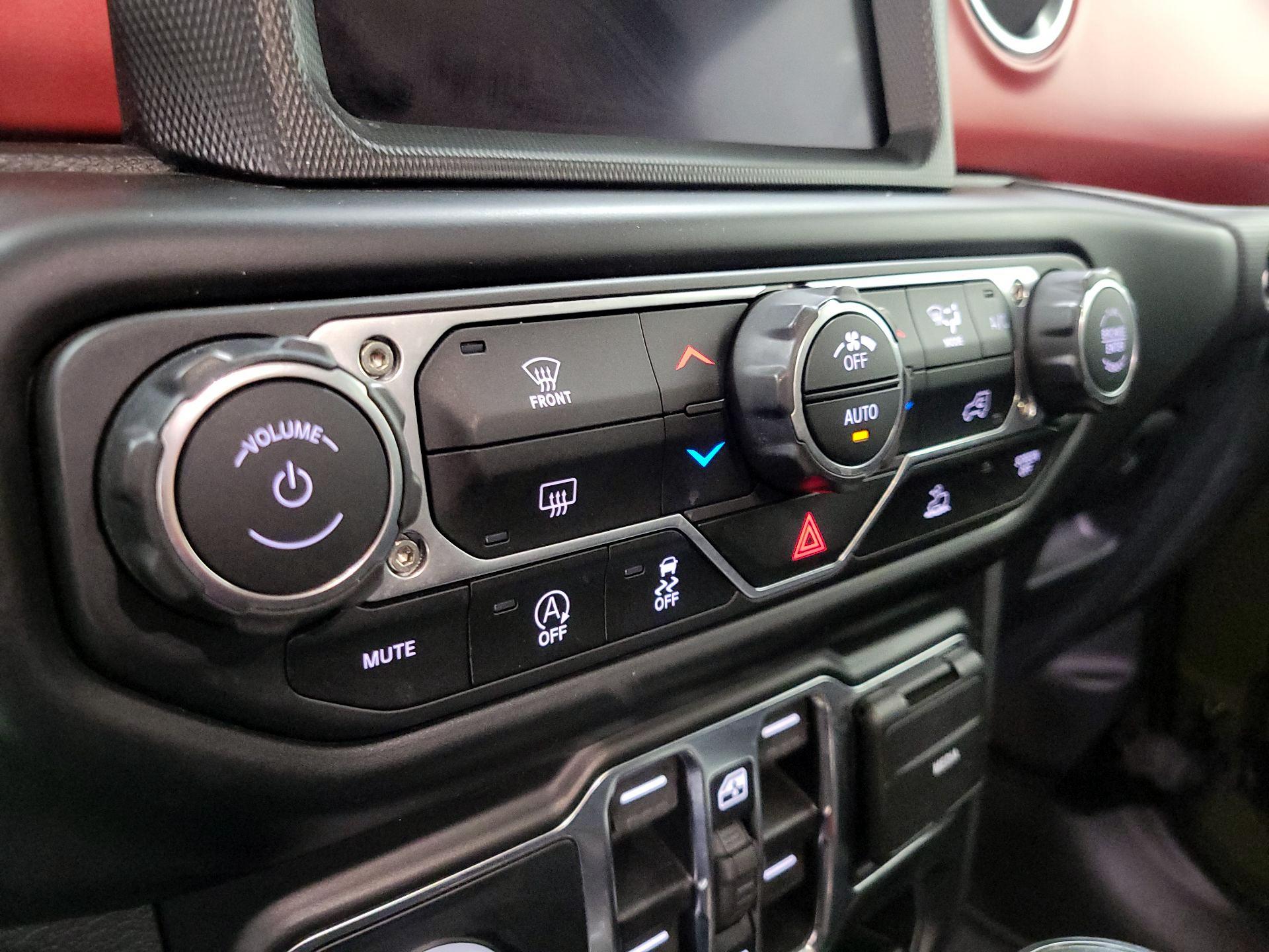 Thumbnail: 2022 Jeep Gladiator - 16