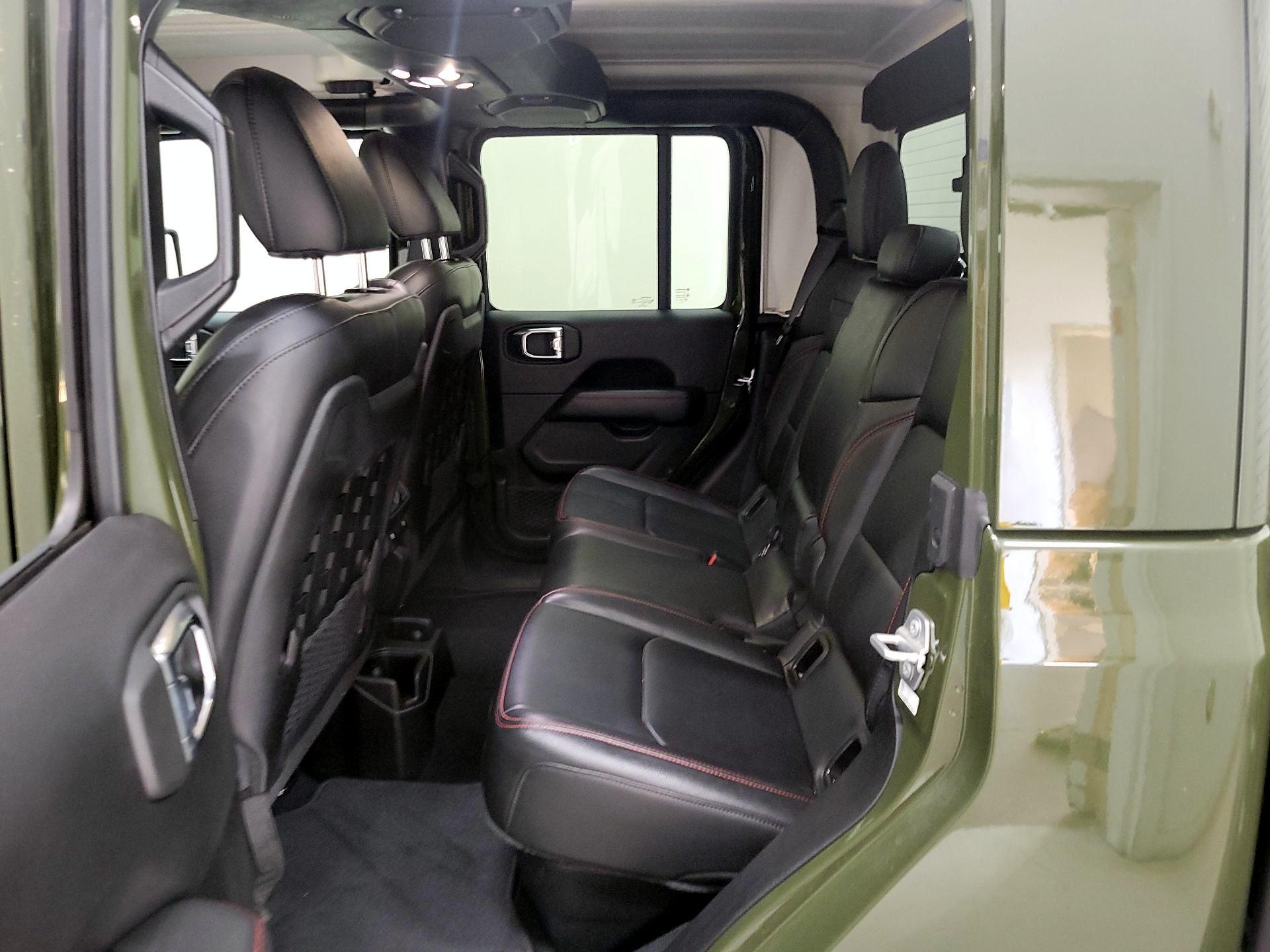 Thumbnail: 2022 Jeep Gladiator - 19