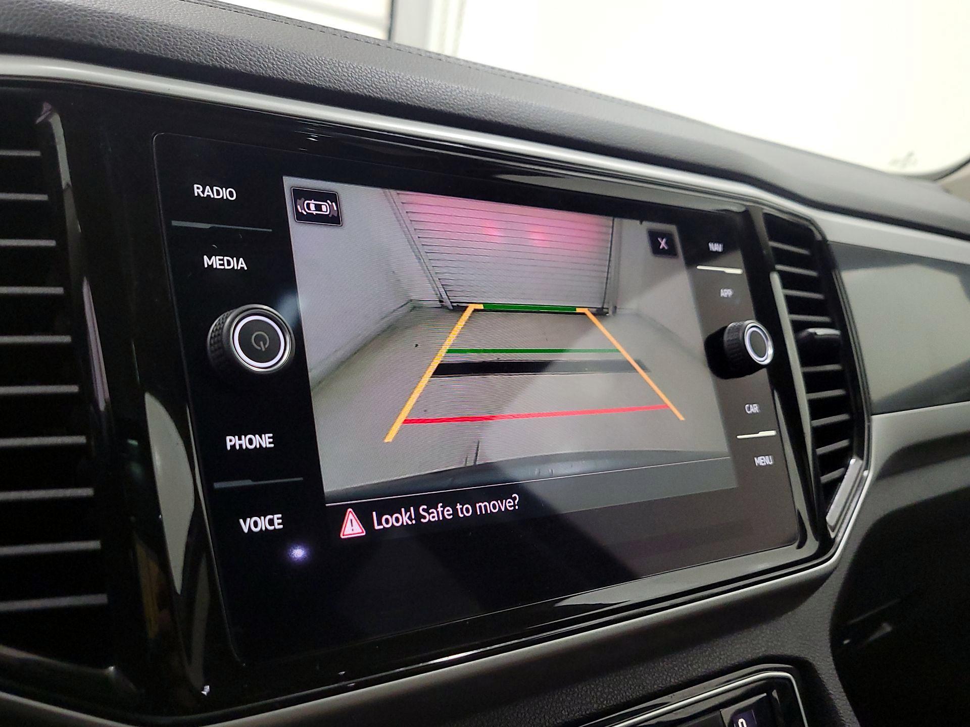 Thumbnail: 2022 Volkswagen Atlas - 15