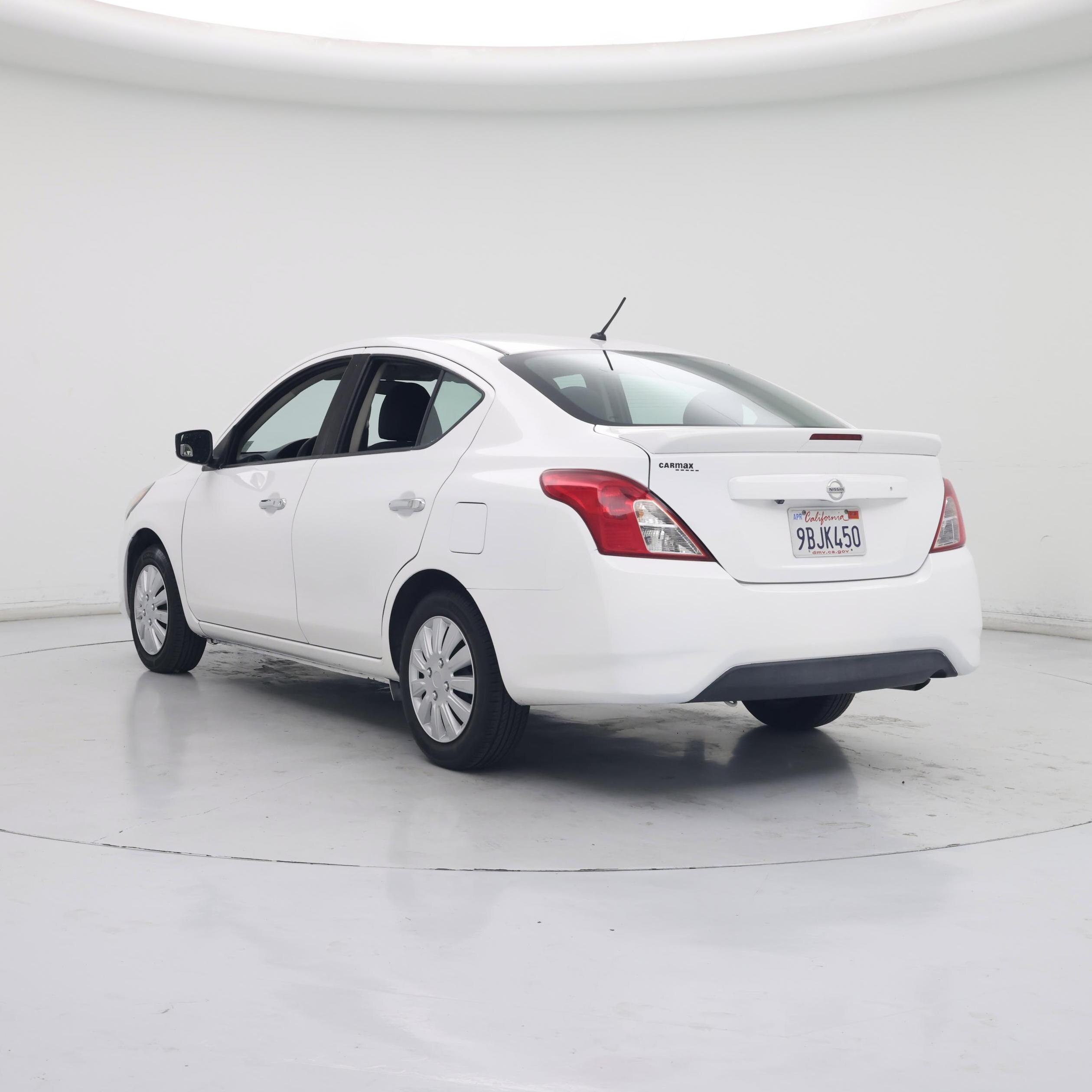 Thumbnail: 2019 Nissan Versa - 2