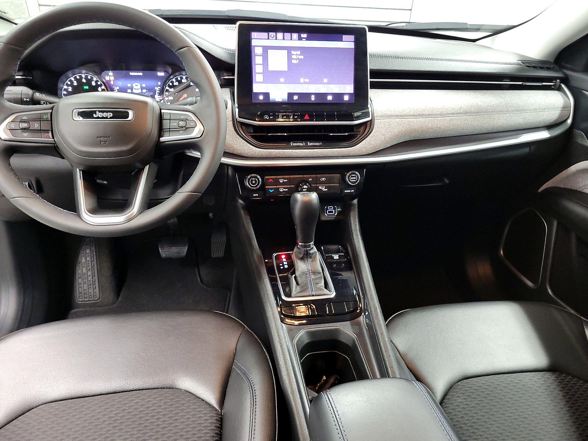 Thumbnail: 2022 Jeep Compass - 9