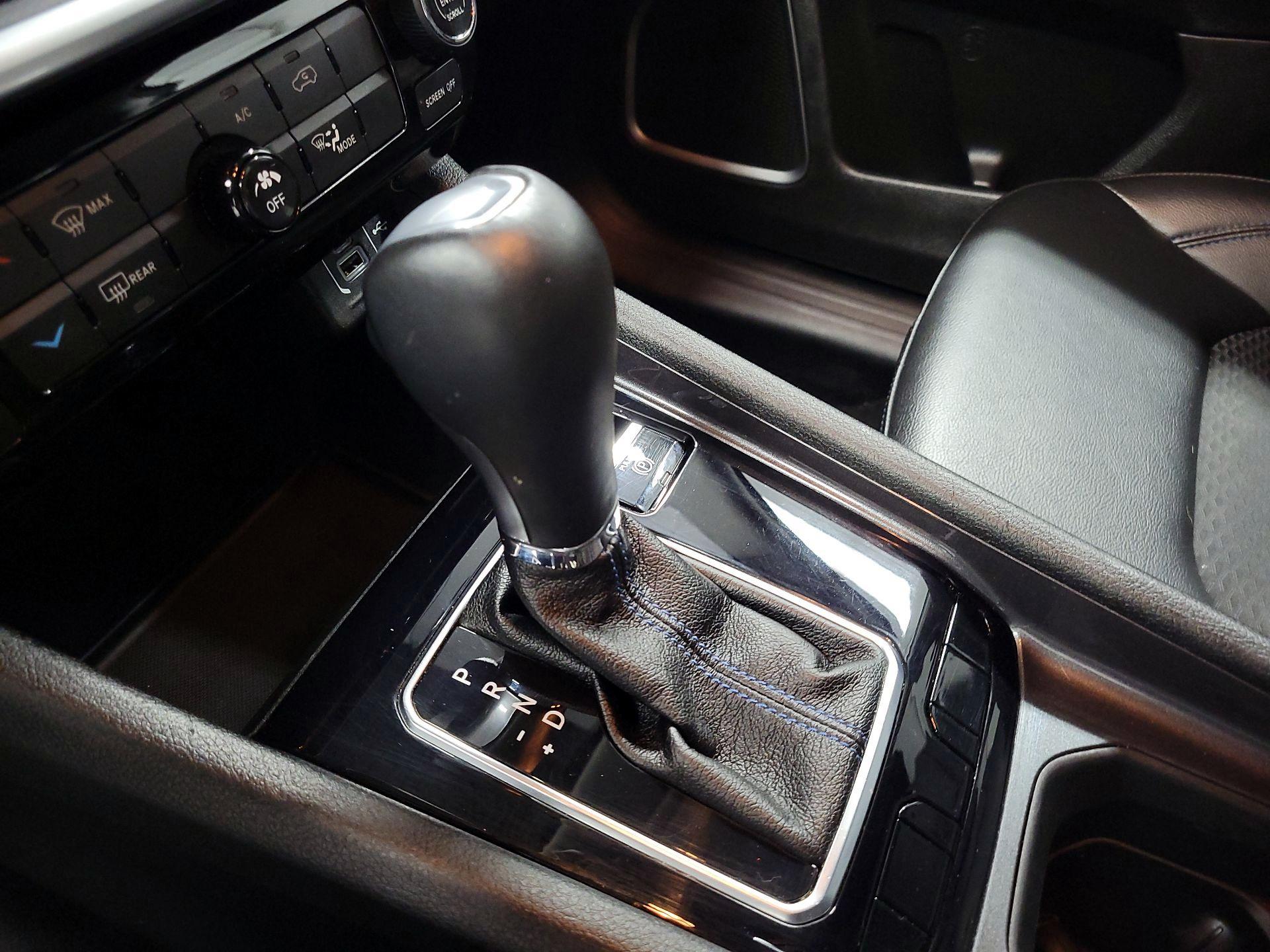 Thumbnail: 2022 Jeep Compass - 17