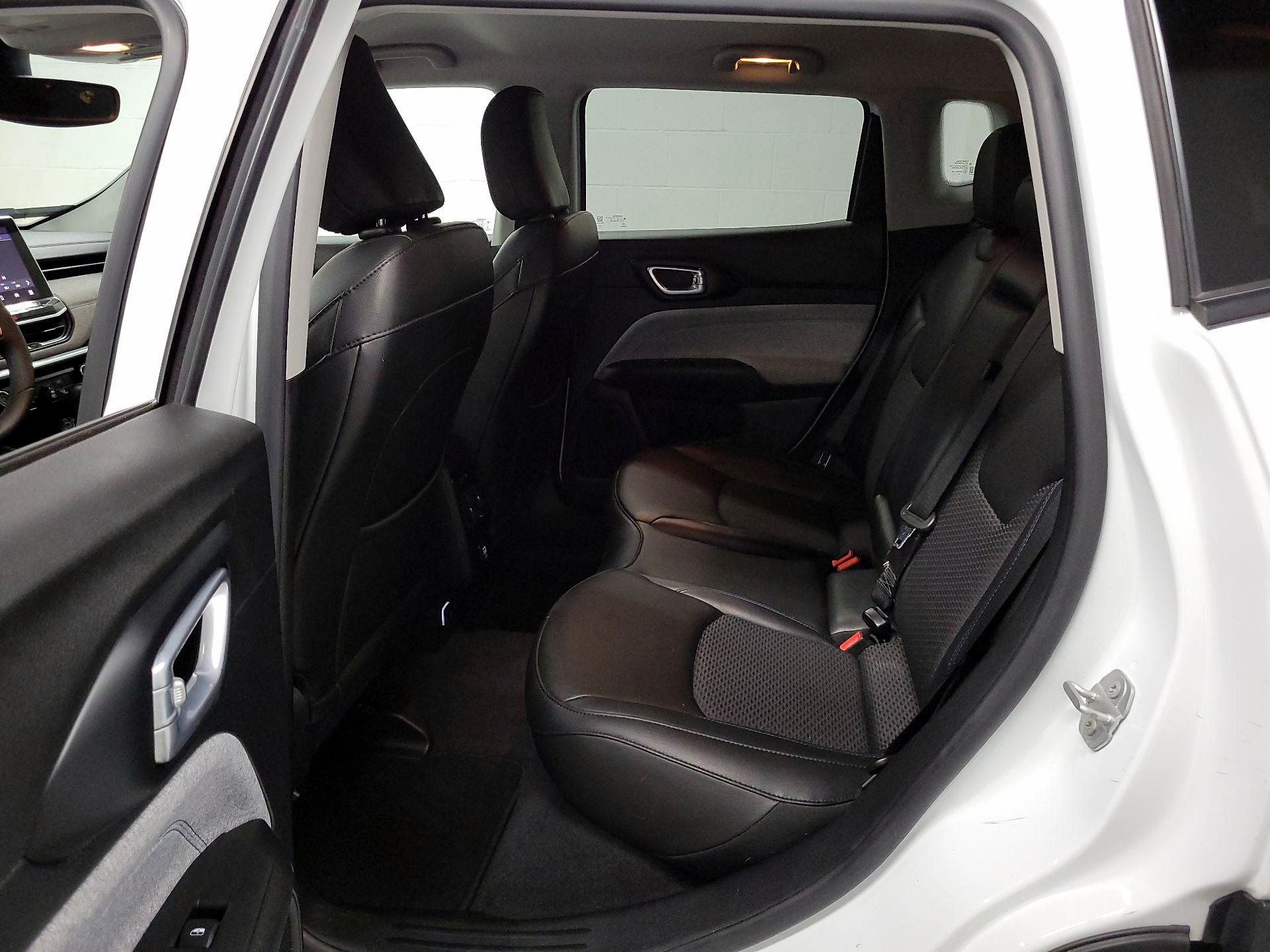 Thumbnail: 2022 Jeep Compass - 19