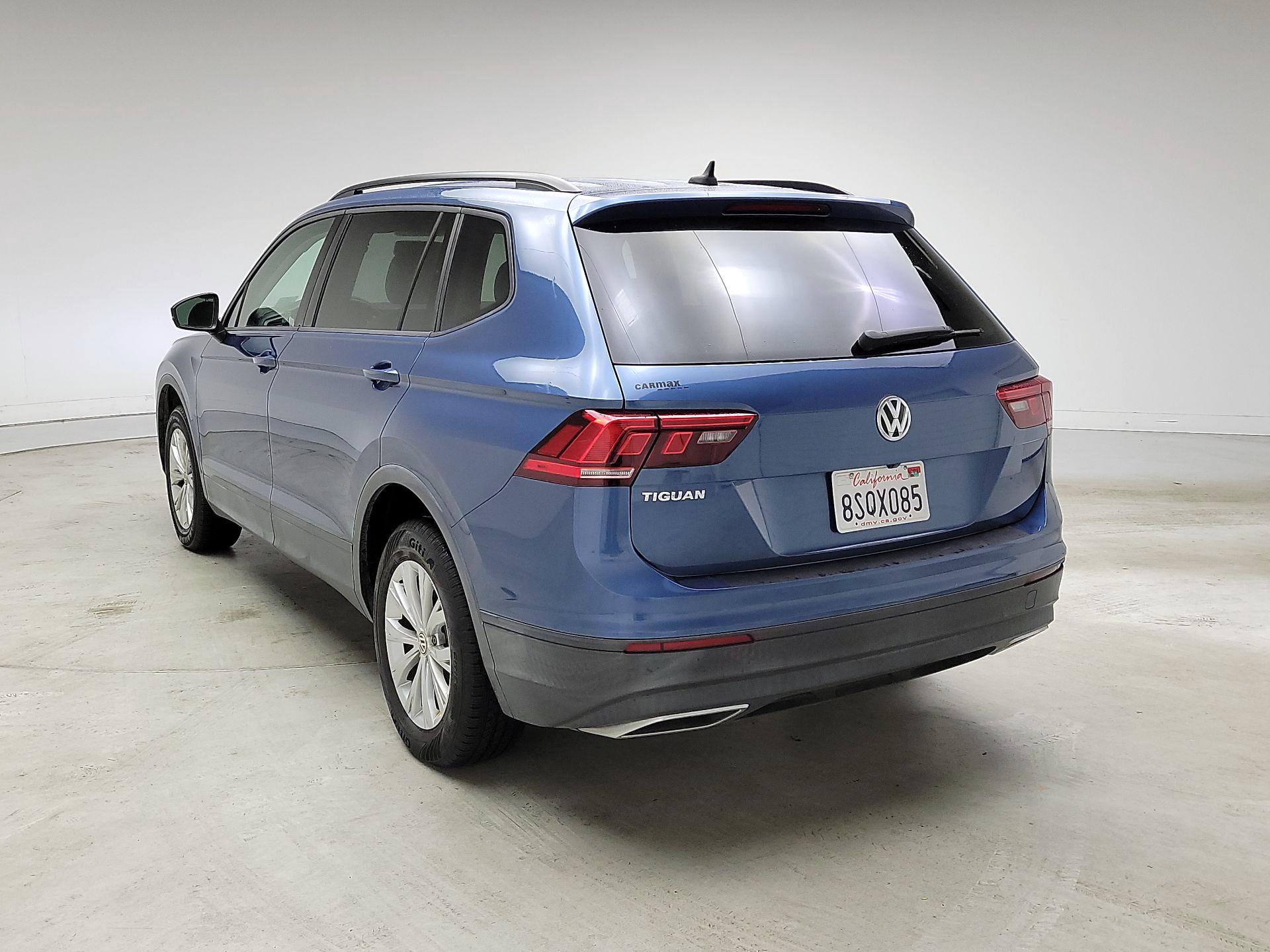 Thumbnail: 2020 Volkswagen Tiguan - 7